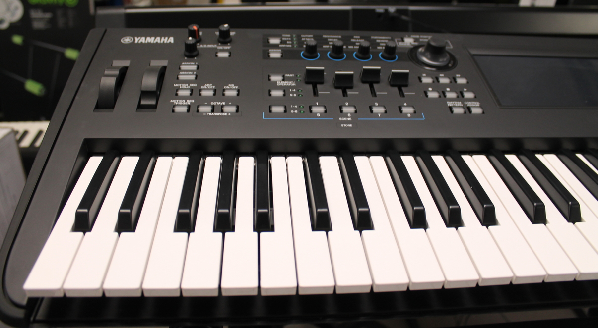 Yamaha MODX6+ USATO cod. 12223 - immagine 4