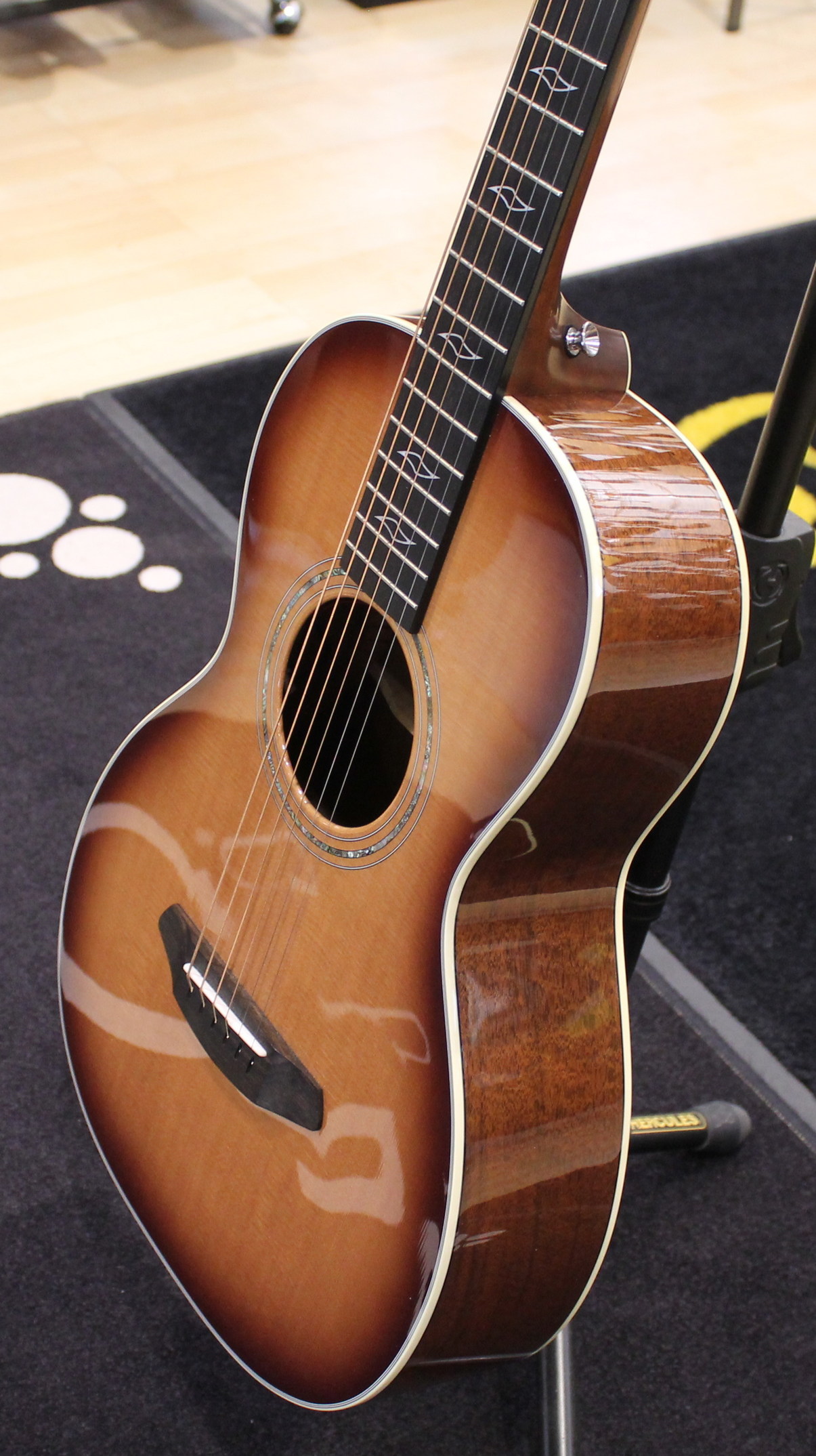 Breedlove Legacy Parlor Walnut USATO cod. 20823 - immagine 4