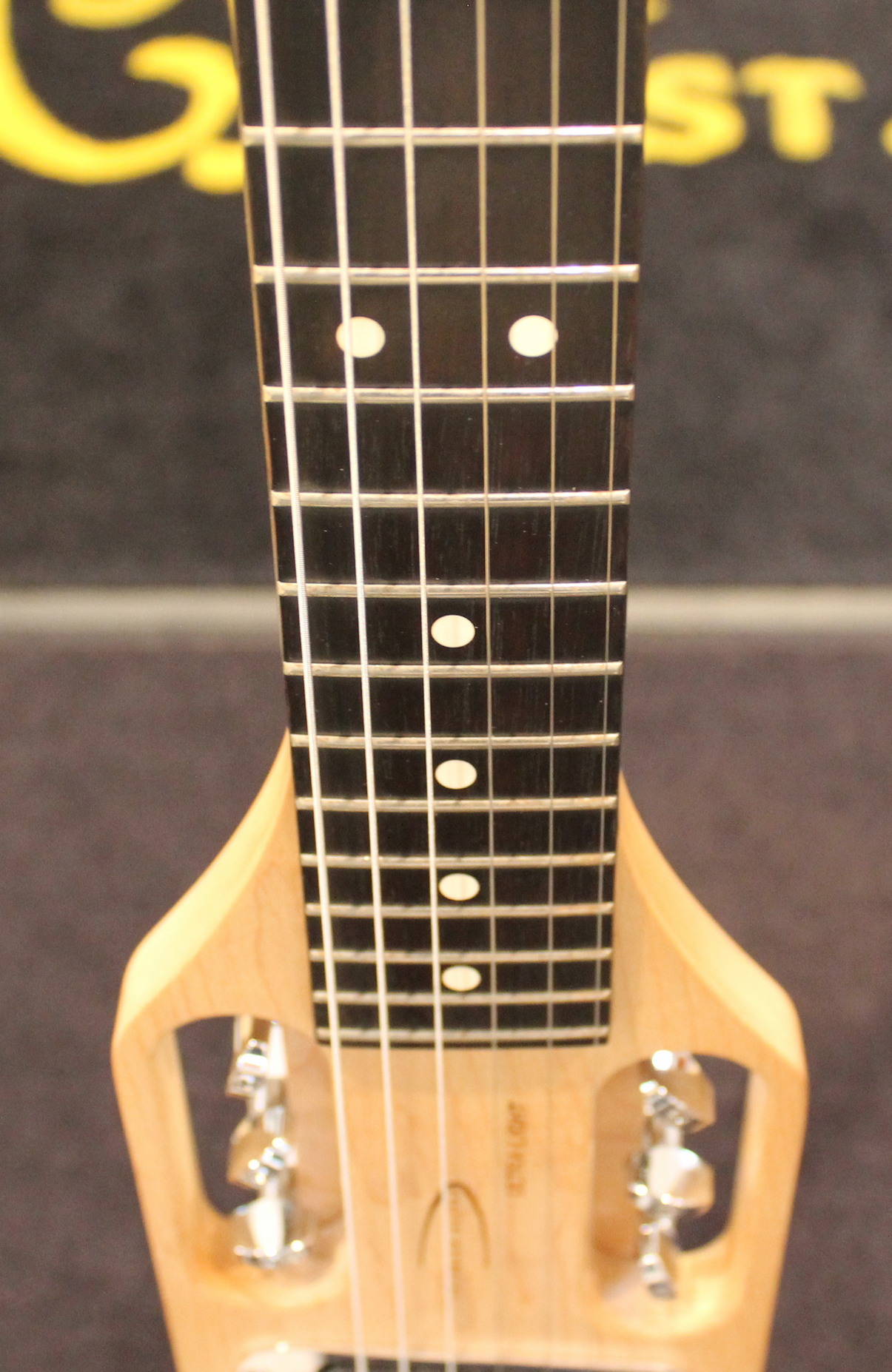 Traveler Guitar Ultra Light USATO cod. 39923