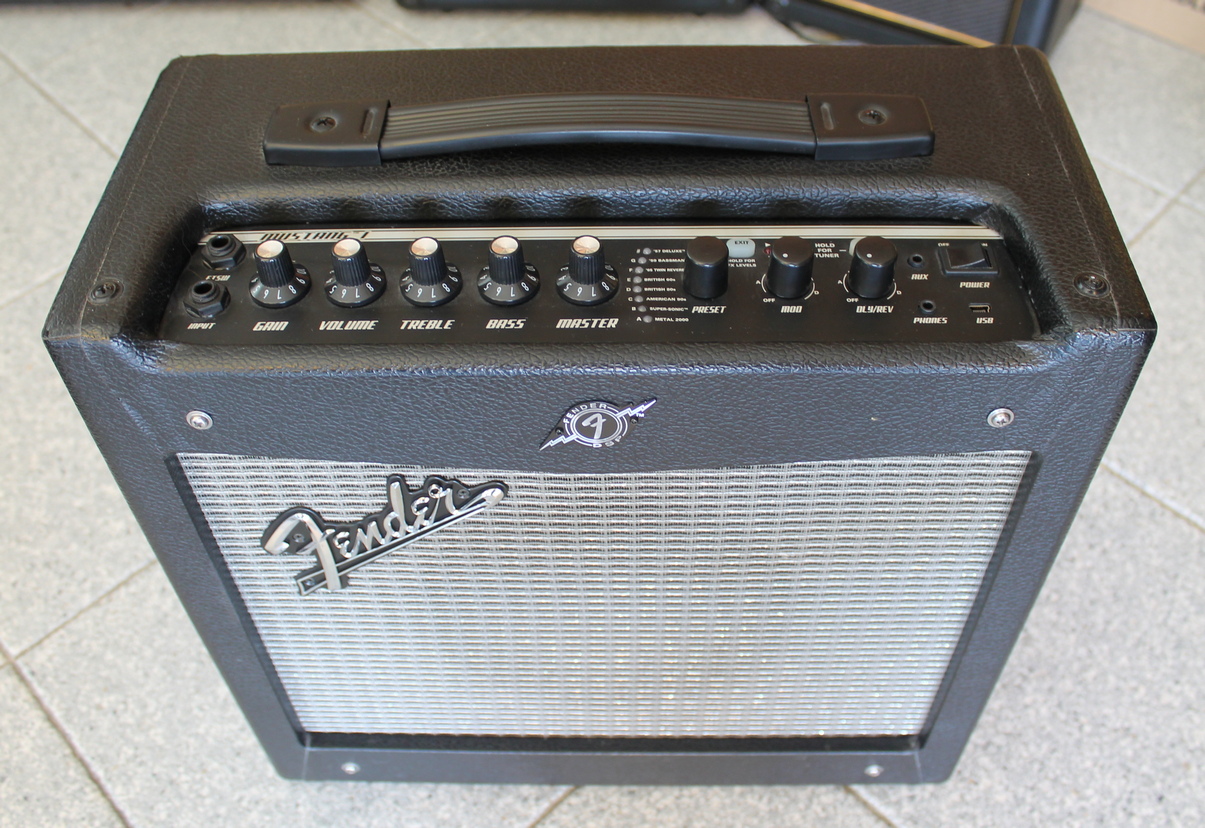 Fender Mustang I v2 USATO cod. 33323