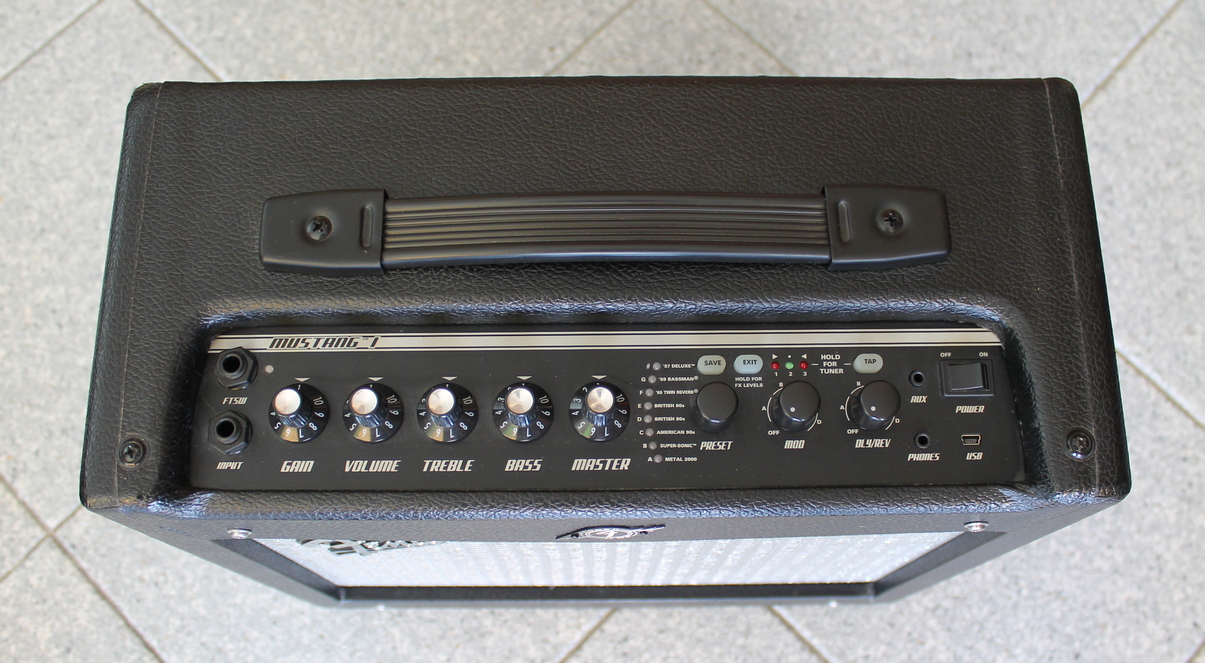 Fender Mustang I v2 USATO cod. 33323 - immagine 3