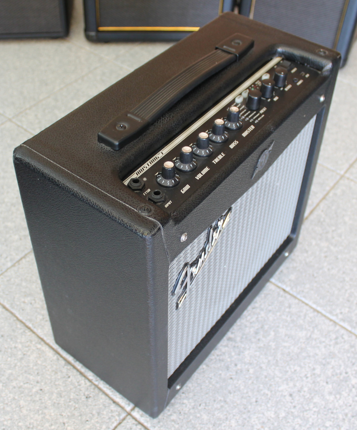 Fender Mustang I v2 USATO cod. 33323 - immagine 4