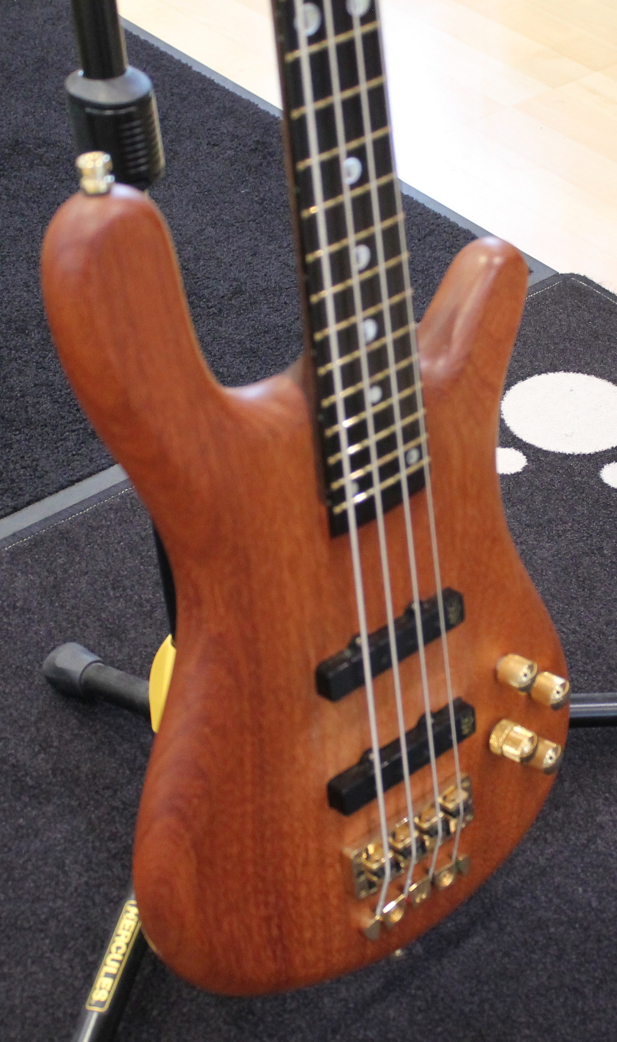 Warwick Streamer Stage II USATO cod. 35923 - immagine 2