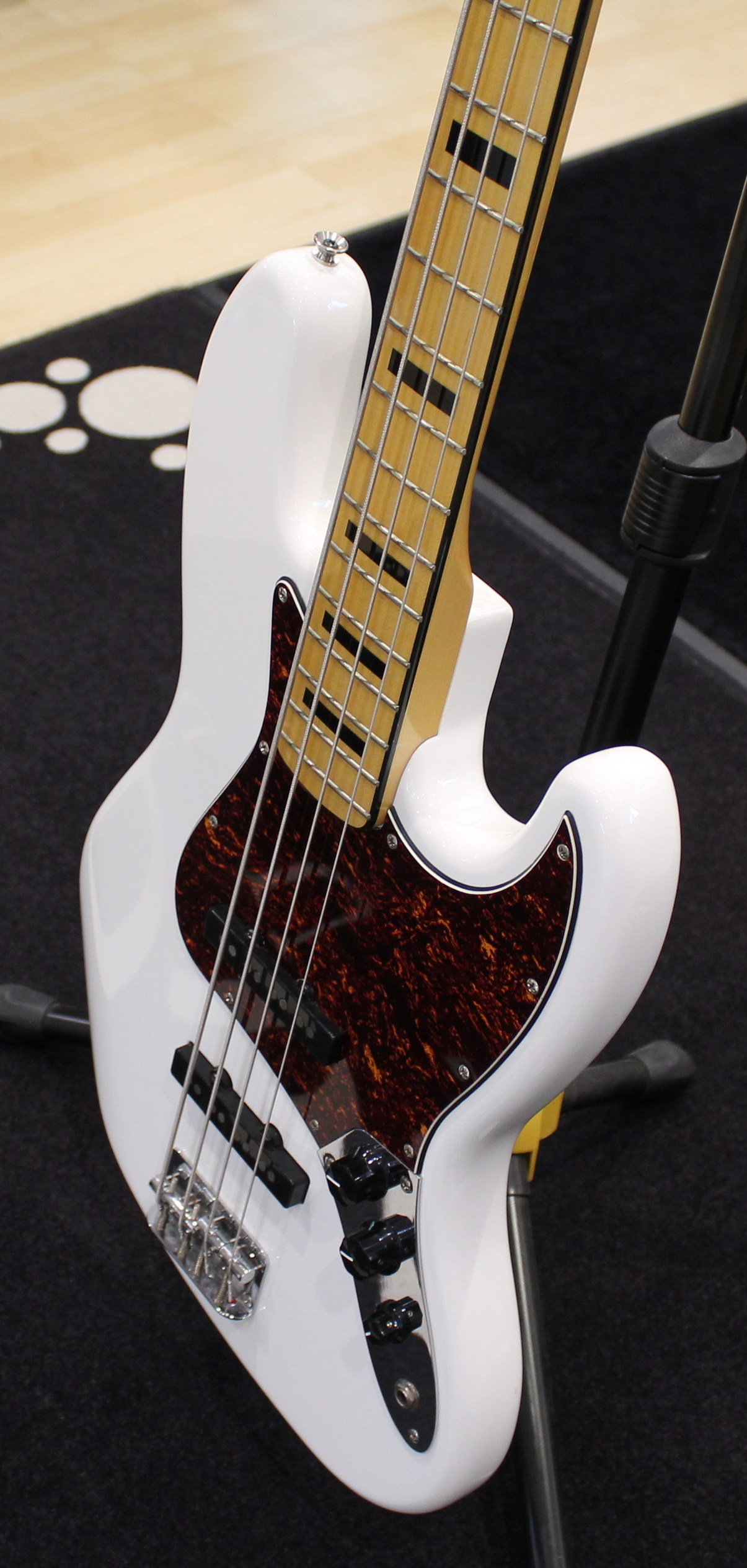 Squier Vintage Modified '70s Jazz Bass OWT MN USATO cod. 50923 - immagine 4