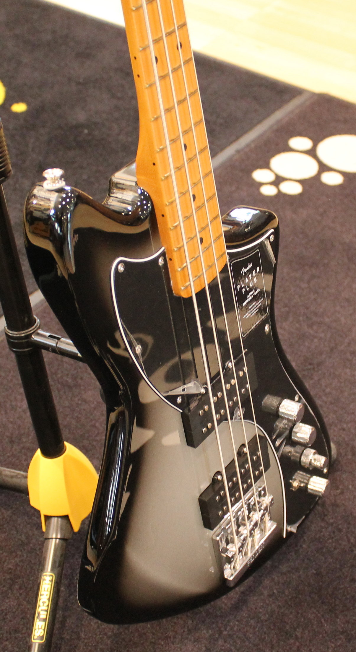 Fender Meteora Bass Player Plus USATO cod. 54723 - immagine 2