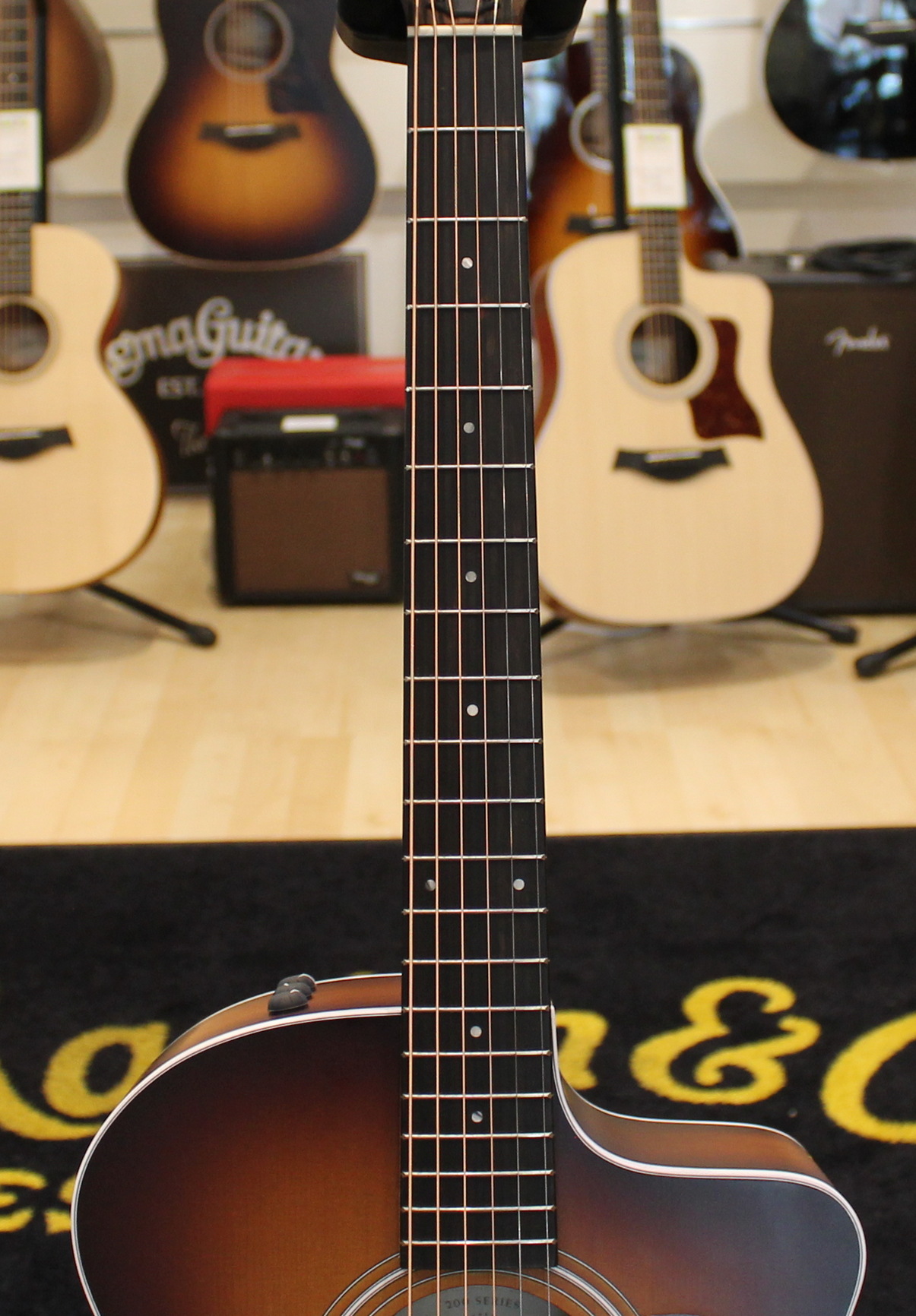Taylor 214ce-K Sunburst EX DEMO - immagine 10