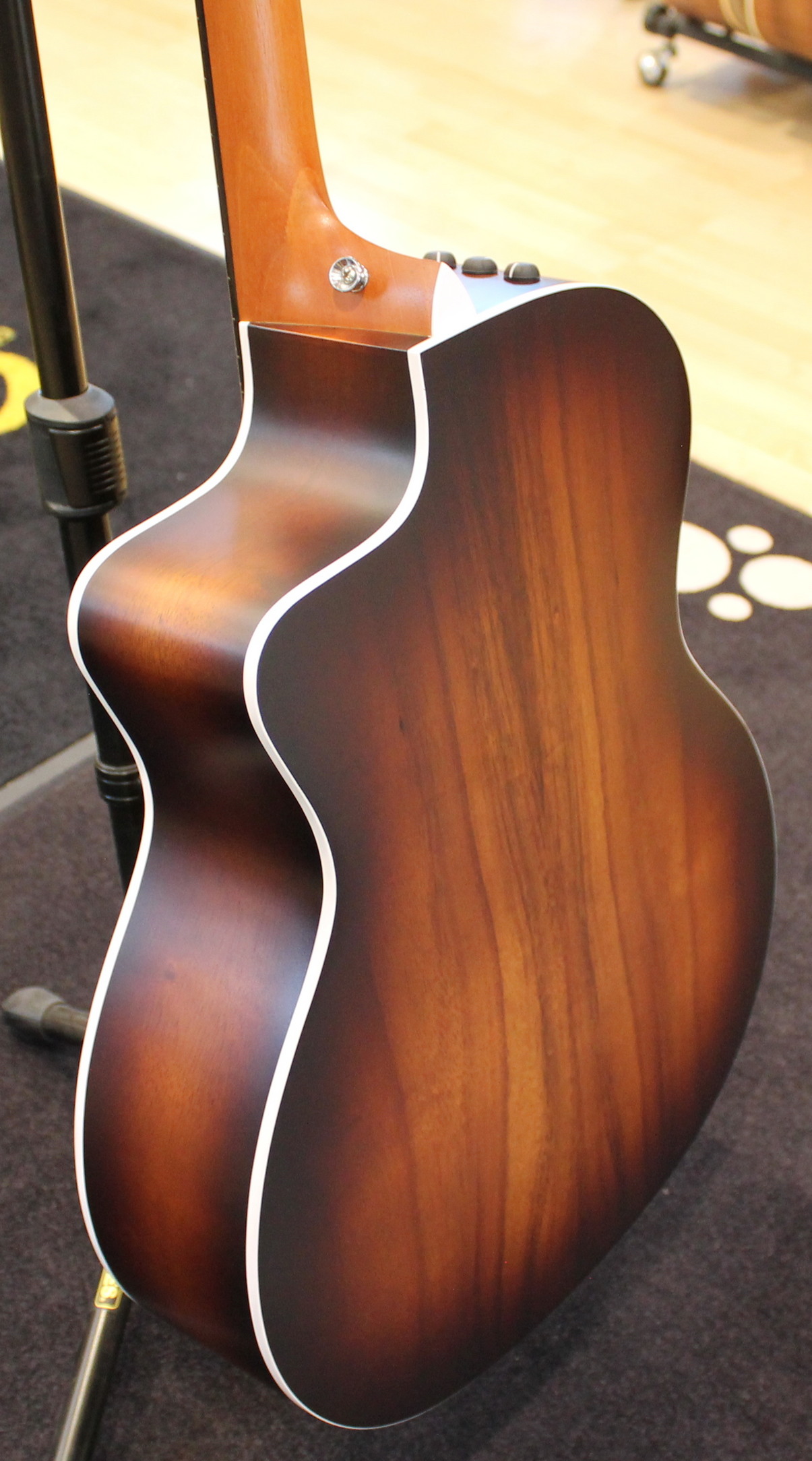 Taylor 214ce-K Sunburst EX DEMO - immagine 7