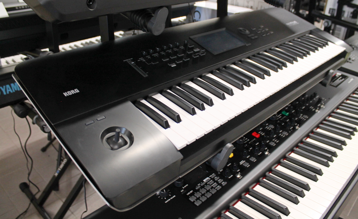 Korg Nautilus 61 USATO cod. 67323 - immagine 2