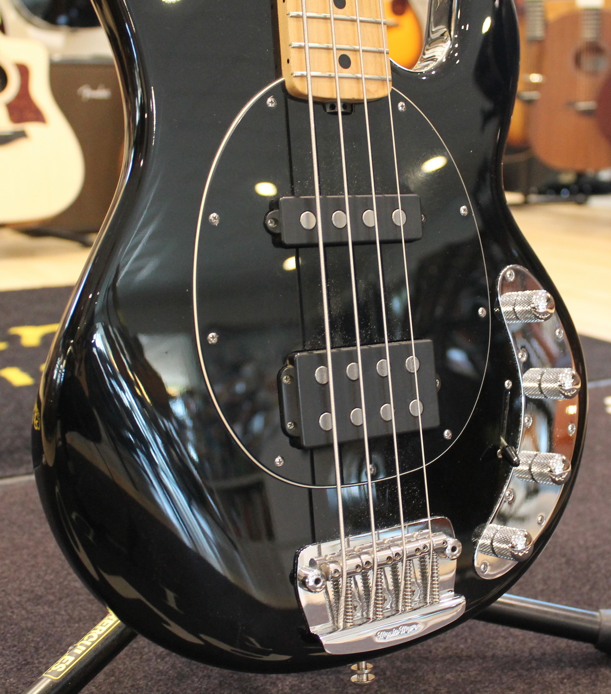Music Man StingRay 4 HS Black USATO cod. 62123 - immagine 2