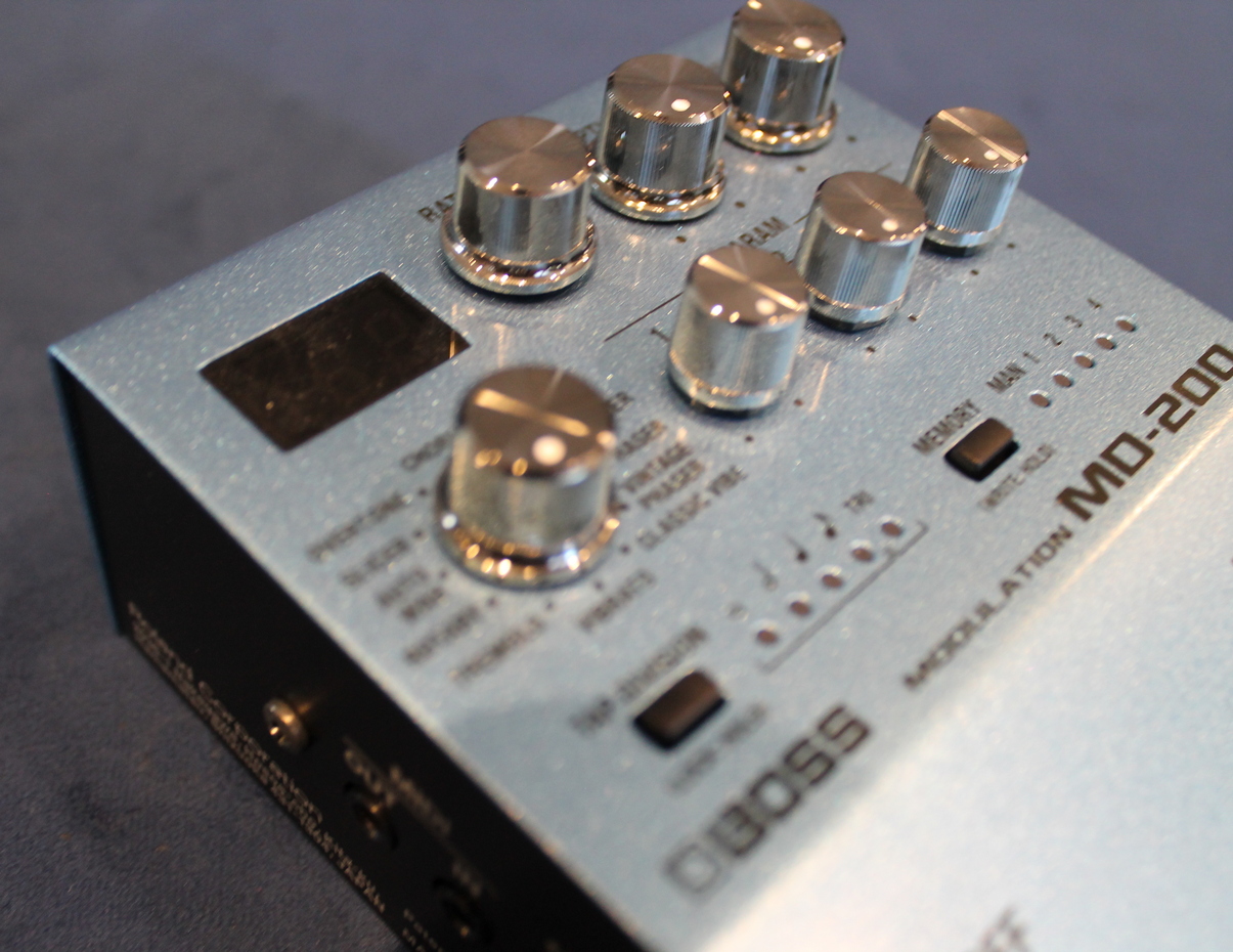 Boss MD-200 USATO cod. 68723 < Lenzotti Strumenti Musicali