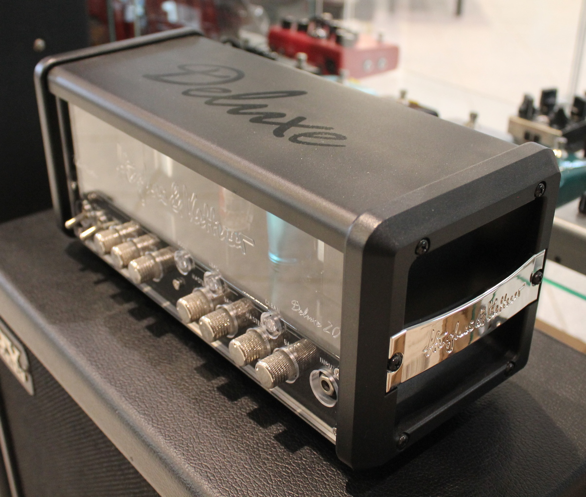 Hughes & Kettner TubeMeister 20 DeLuxe USATO cod. 70623 - immagine 3