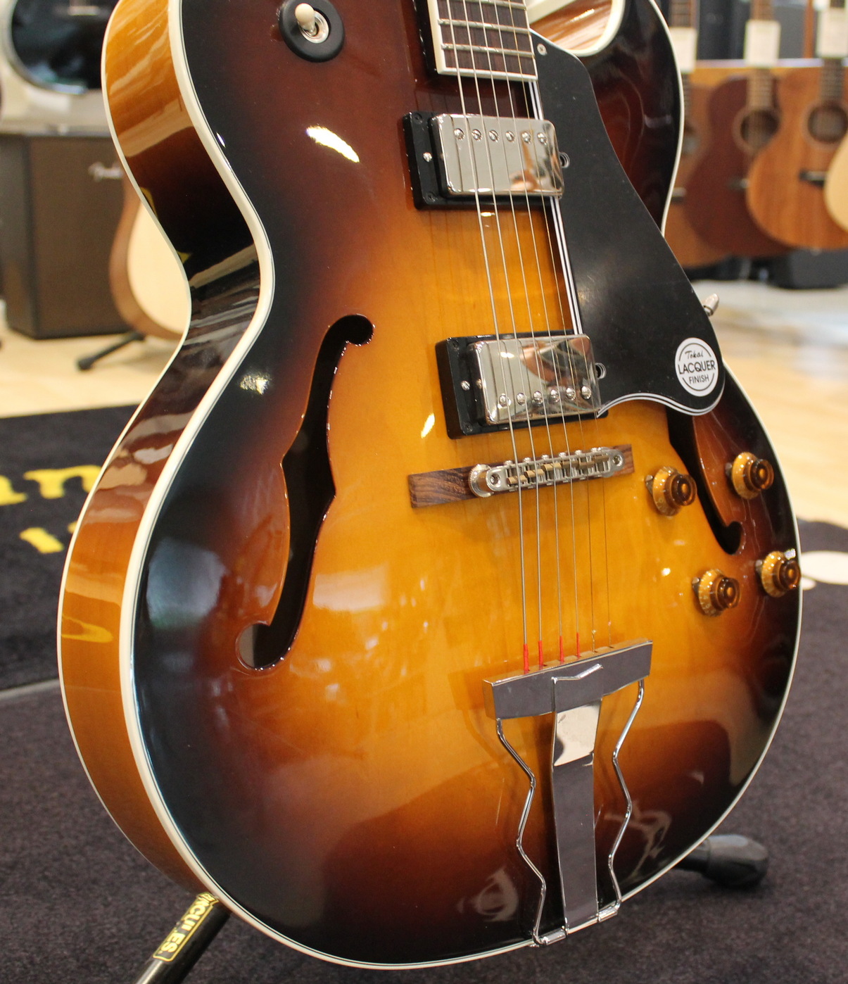 Tokai FA245 USATO cod. 69023 < Lenzotti Strumenti Musicali