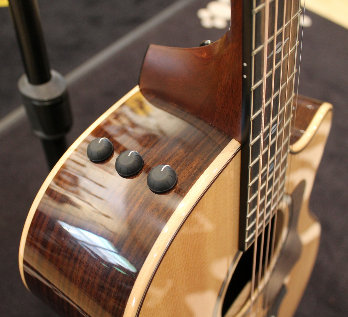 Taylor 812ce USATO cod. 81423 - immagine 3