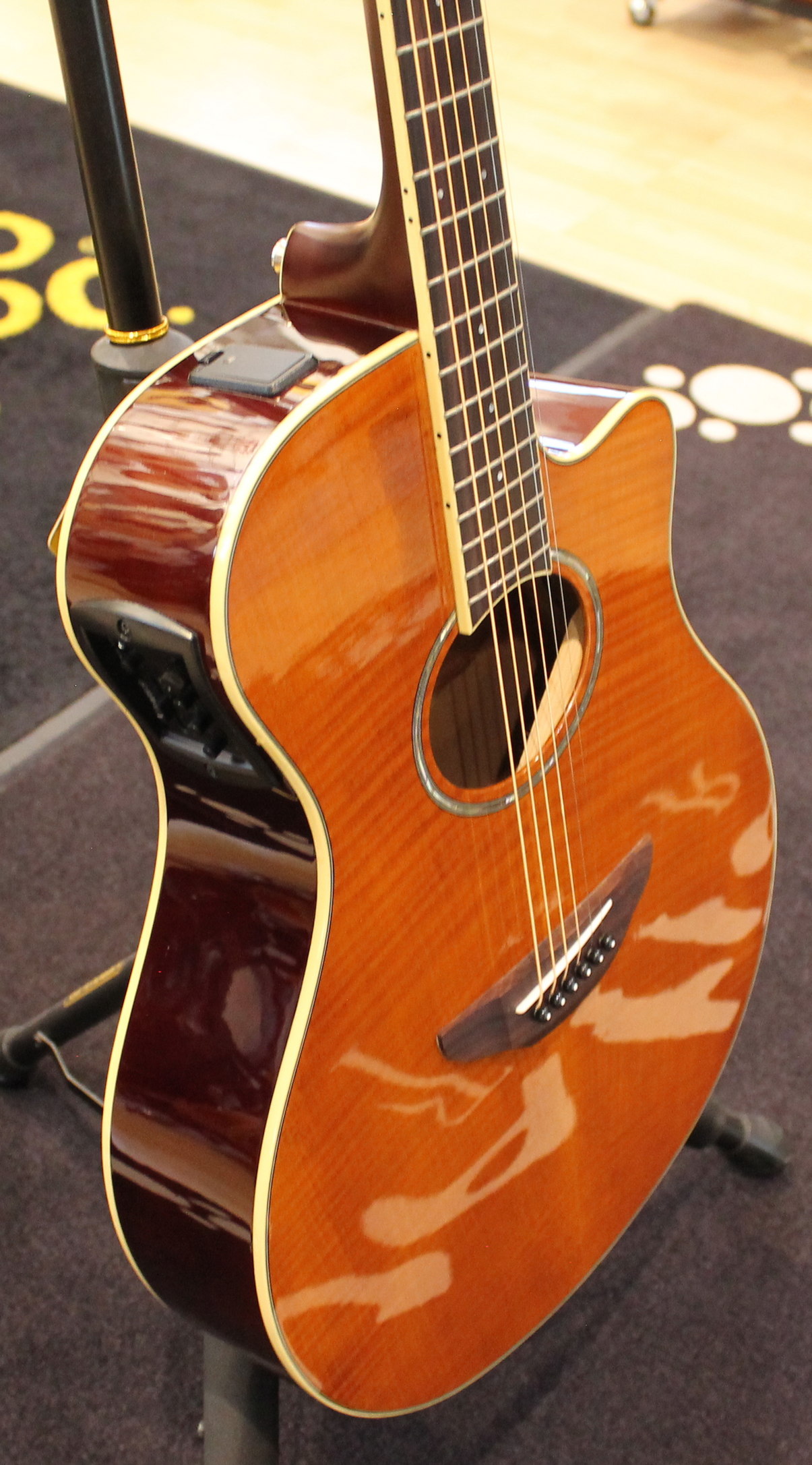 Yamaha APX-600FM Natural USATO cod. 85223 - immagine 2