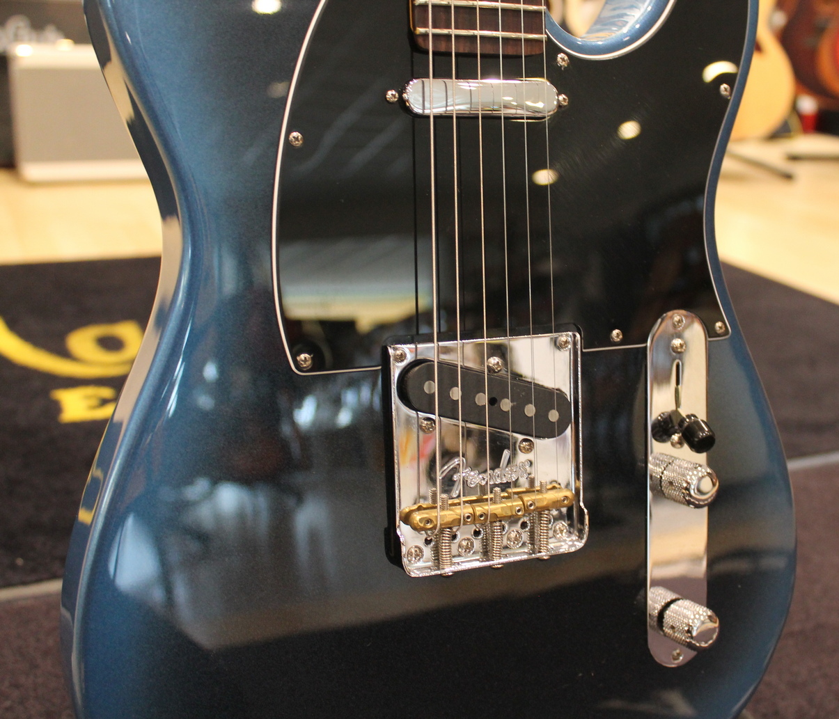 Fender American Professional II Telecaster Dark Night USATO cod. 93223 - immagine 3