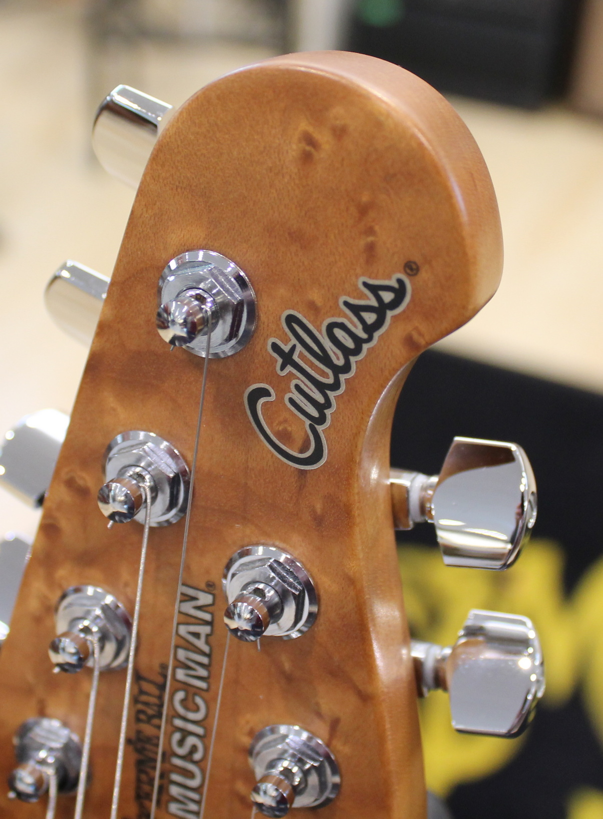 Music Man Cutlass SSS Maroon Mist USATO - immagine 8