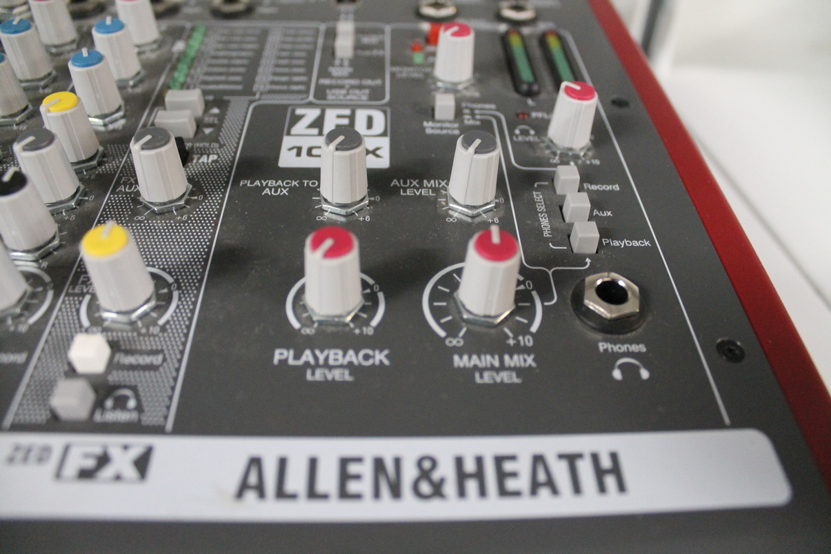 Allen & Heath ZED 10FX USATO cod. 106023 - immagine 7
