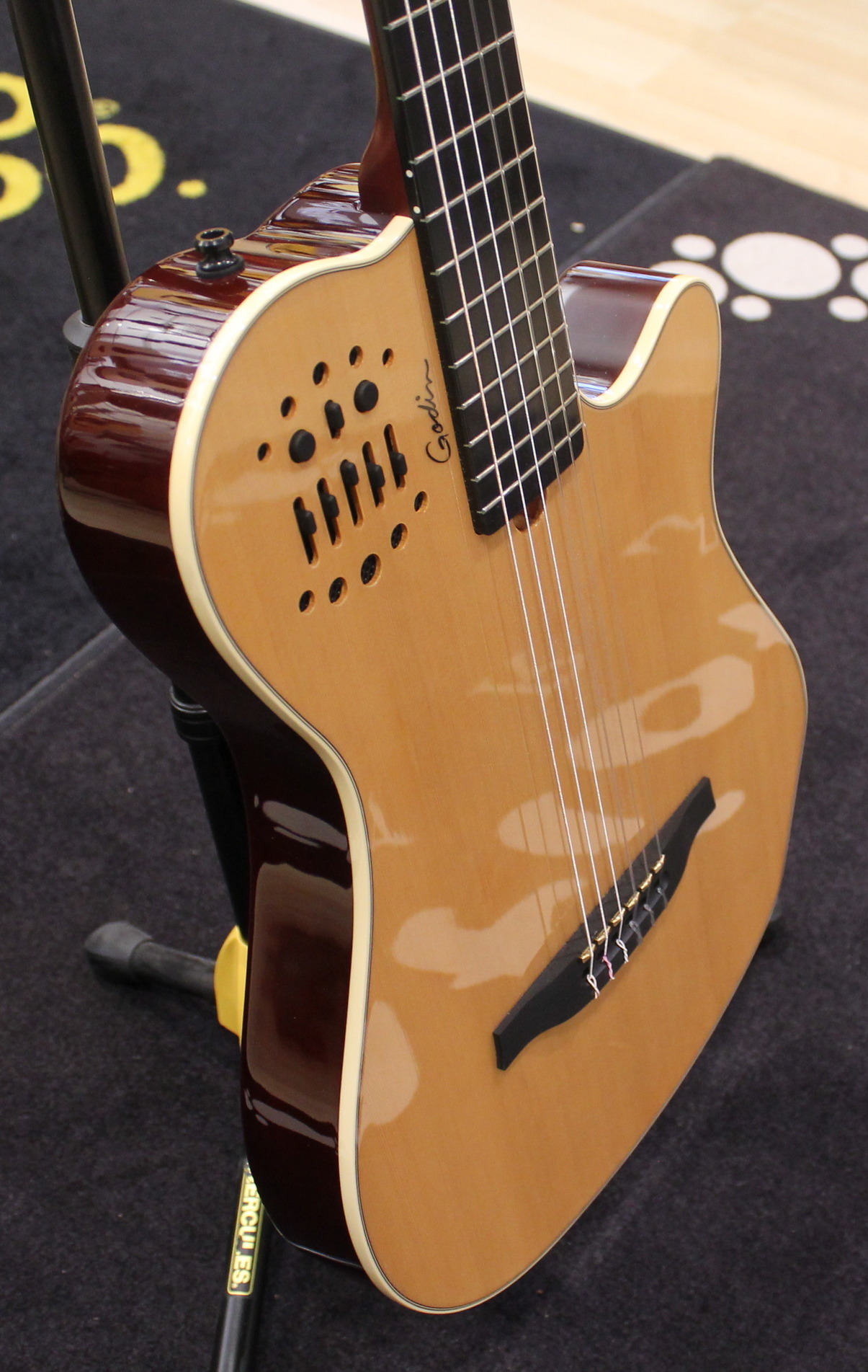 Godin Multiac Grand Concert USATO cod. 106723 - immagine 2