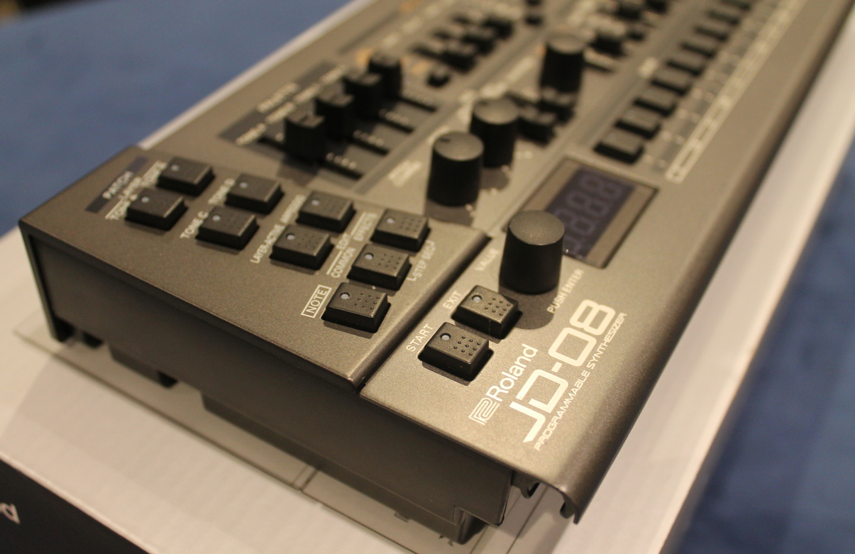 Roland JD-08 USATO cod. 99423 - immagine 2