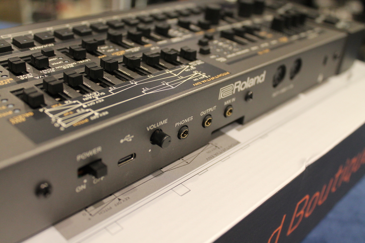 Roland JD-08 USATO cod. 99423 - immagine 5