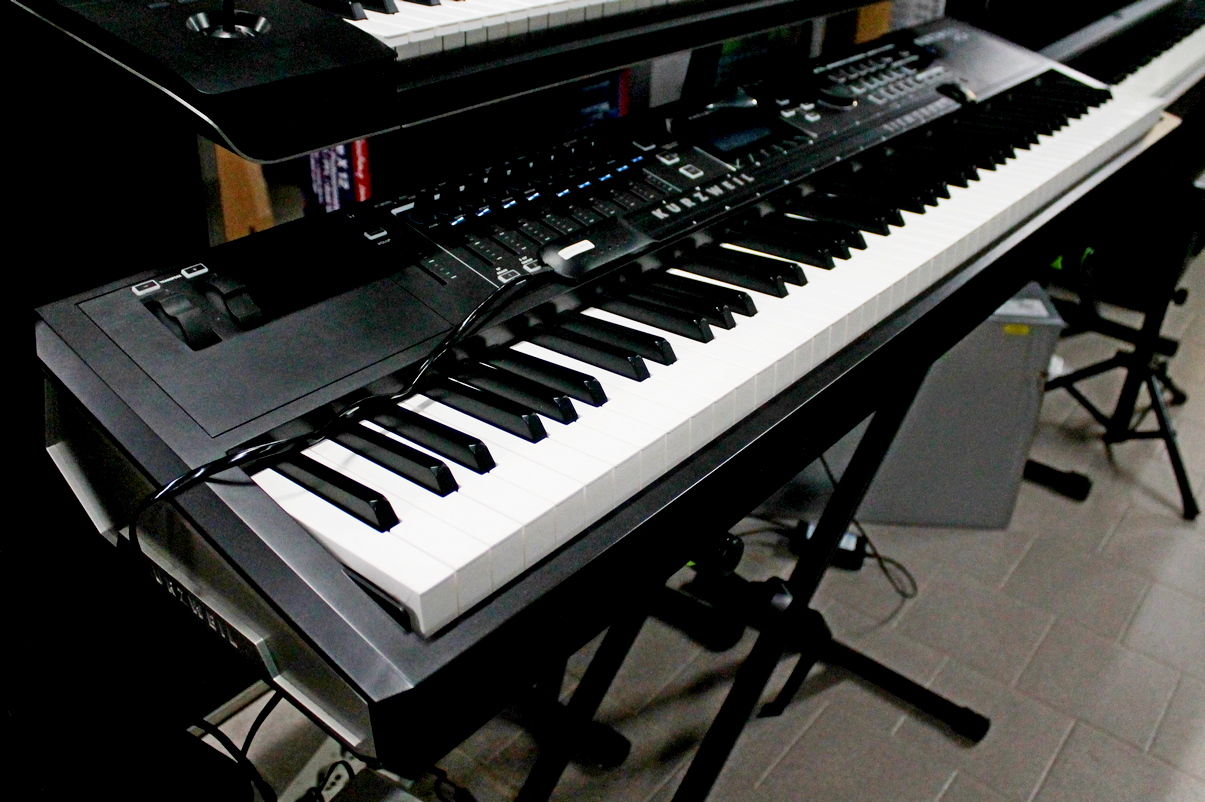 Kurzweil PC-4 88 + Ribbon control USATO cod. 116123