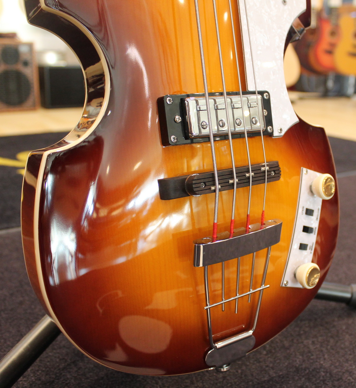 Hofner B-Bass HI-Series USATO cod. 2824 - immagine 3