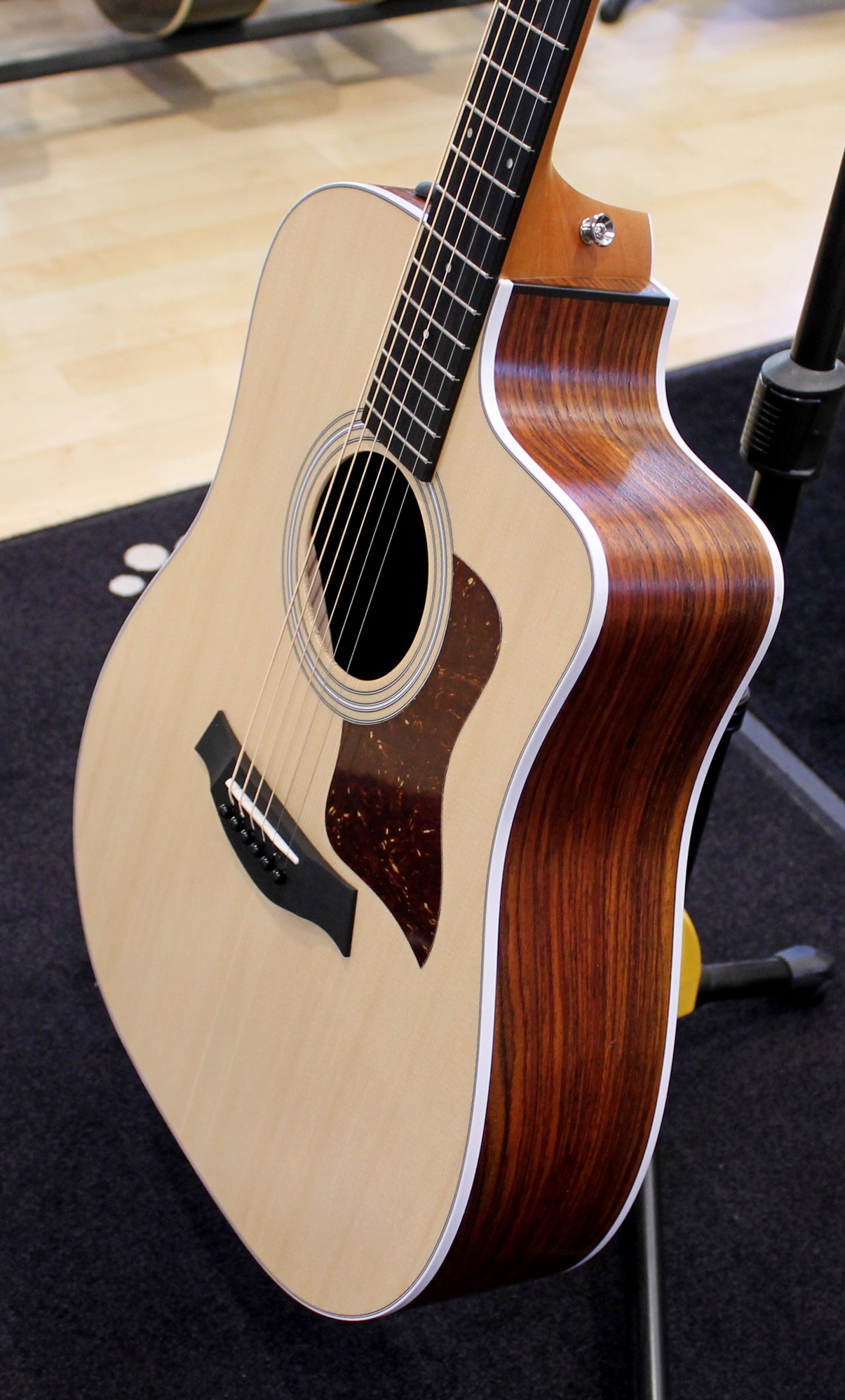 Taylor 210ce USATO cod. 8224 - immagine 4