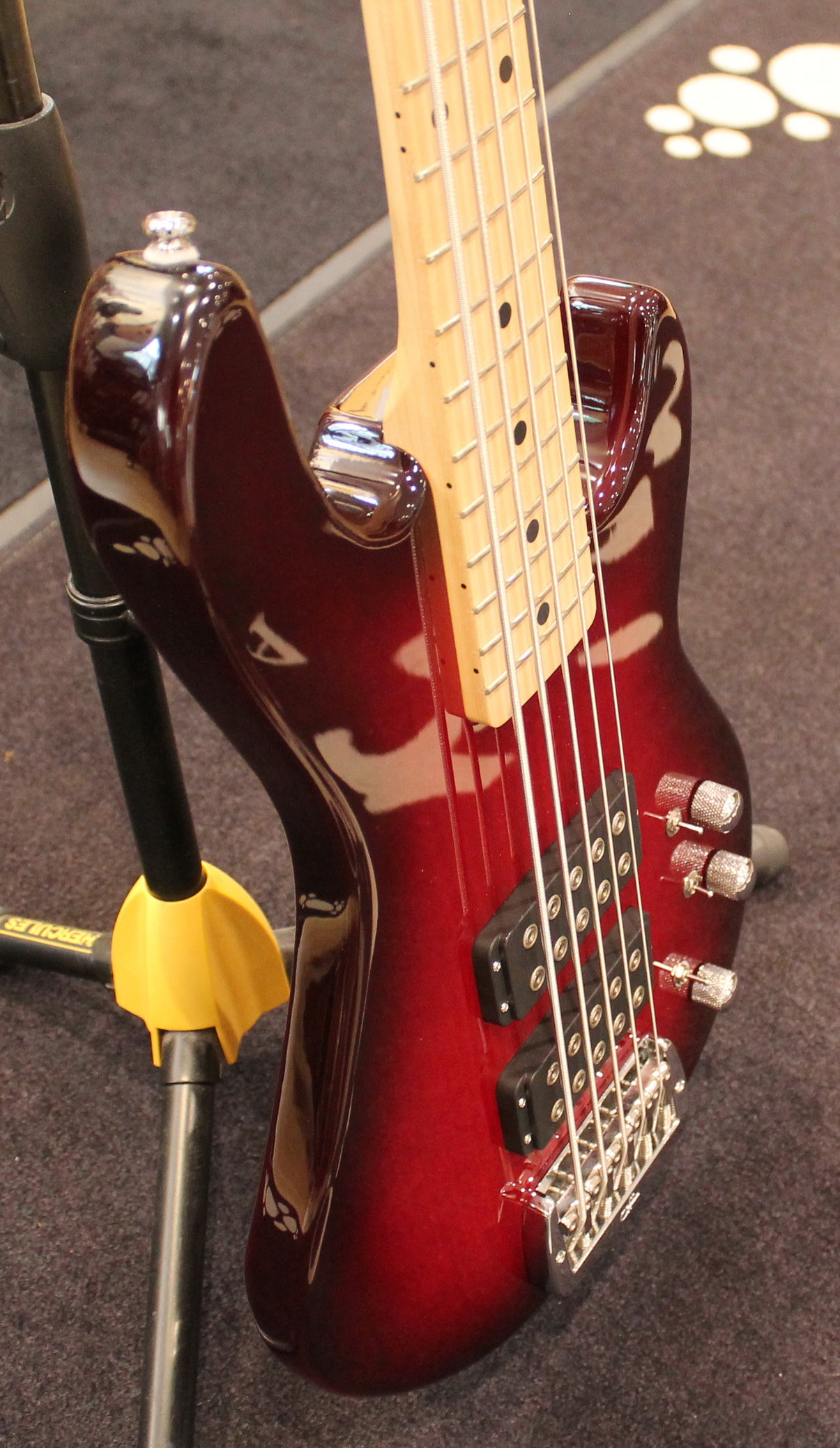 G&L Tribute L-2500 Red Burst USATO cod. 22624 - immagine 2