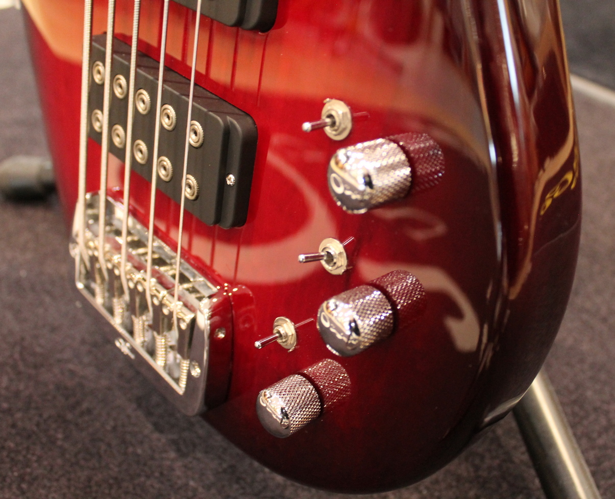 G&L Tribute L-2500 Red Burst USATO cod. 22624 - immagine 5