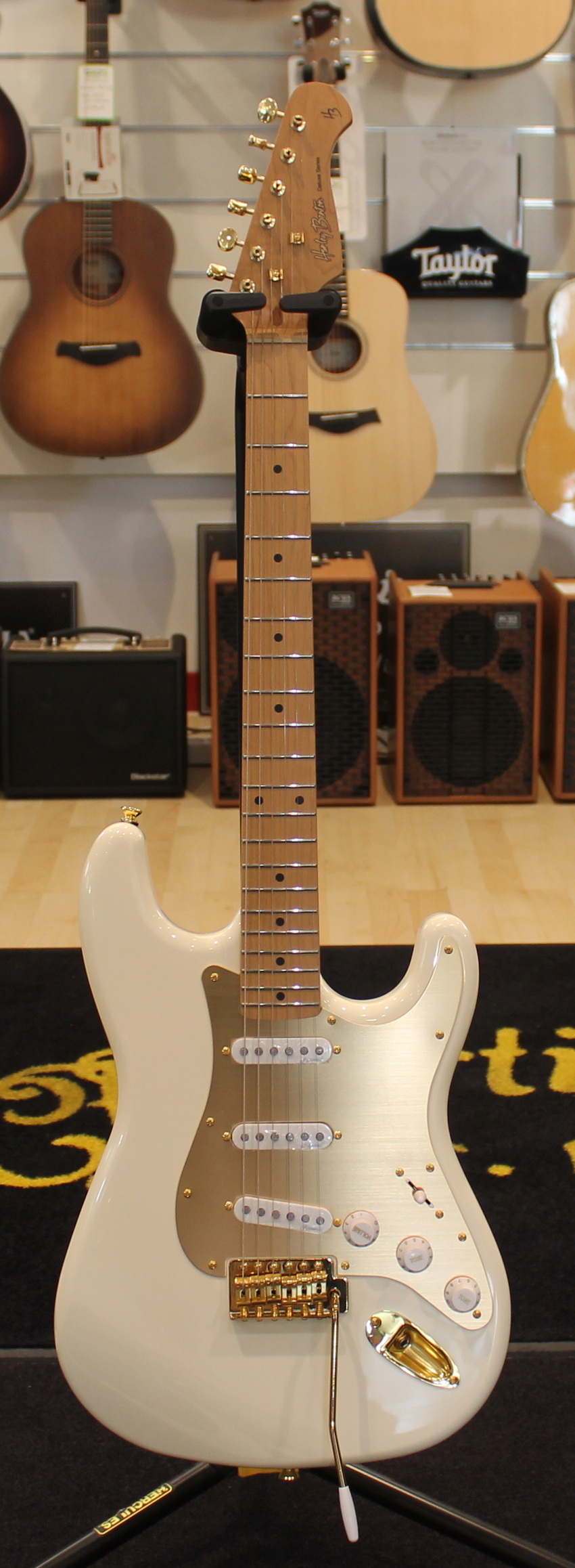 Harley Benton ST62 DeLuxe USATO cod. 17324