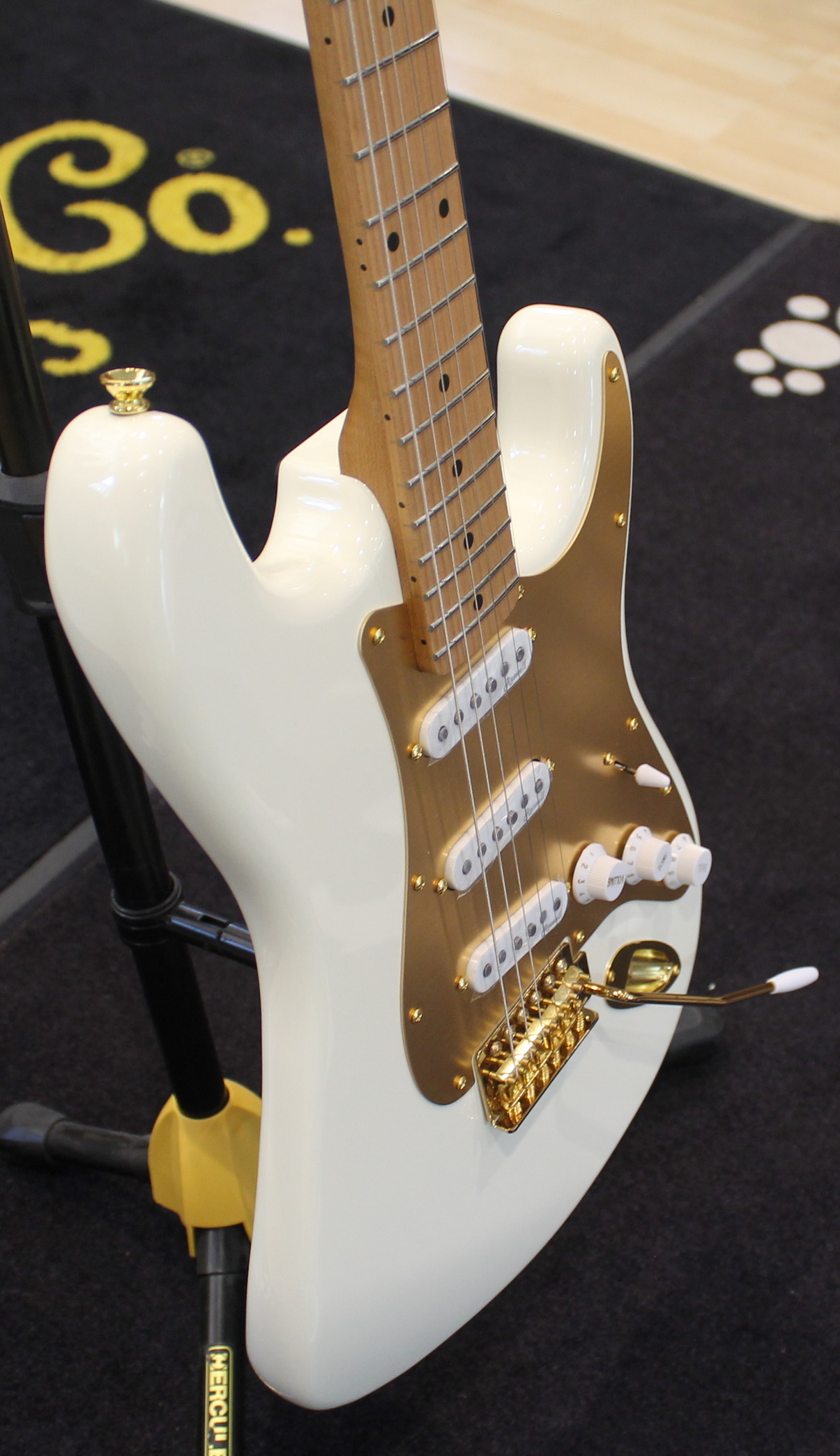 Harley Benton ST62 DeLuxe USATO cod. 17324 - immagine 2