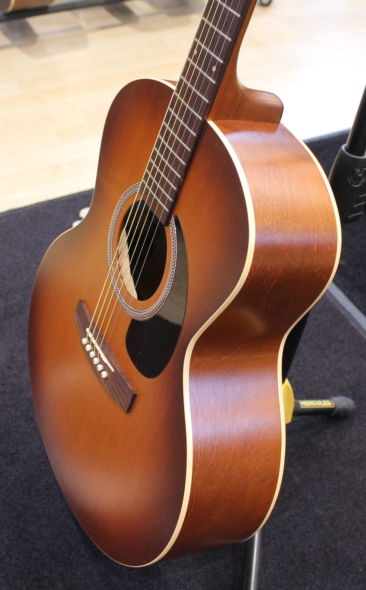 Seagull Entourage Mini Jumbo Rustic EQ USATO cod. 18324 - immagine 4