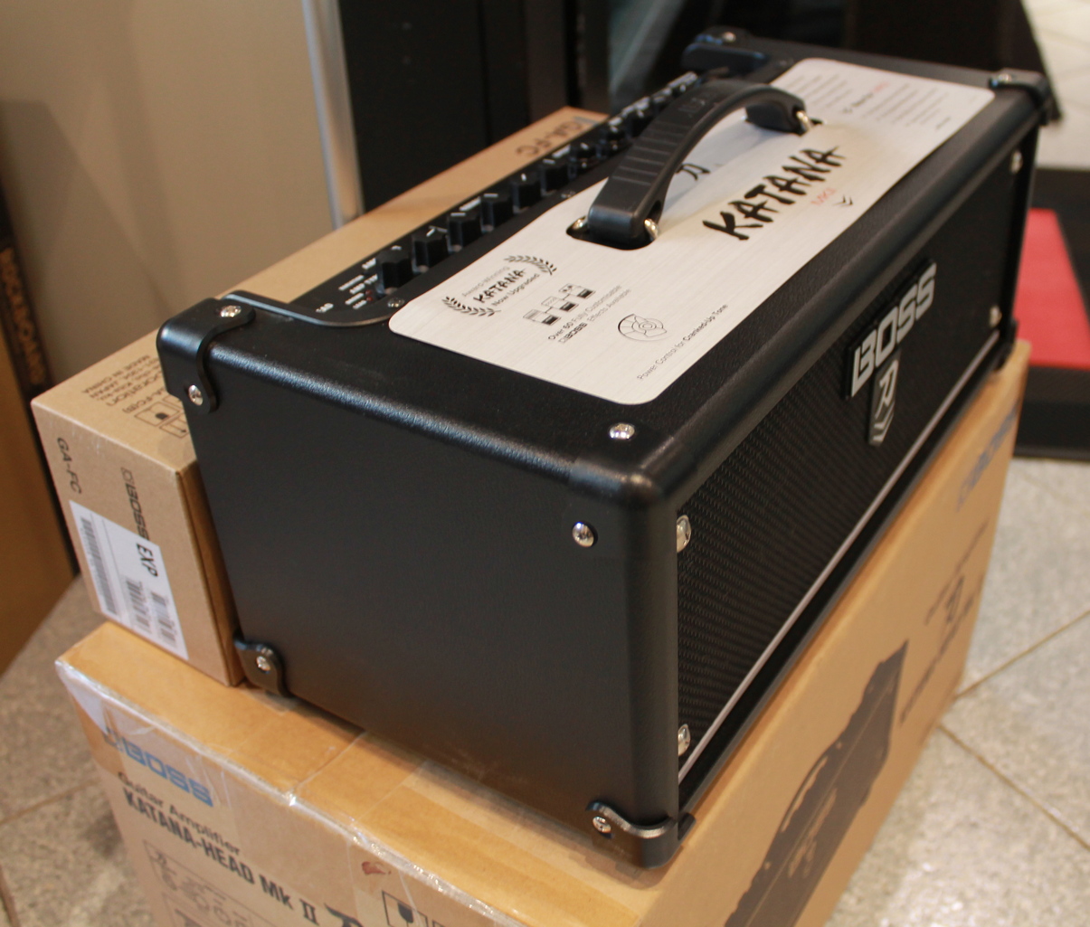 Boss Katana Head MKII + GA-FC USATO cod. 35924 - immagine 2