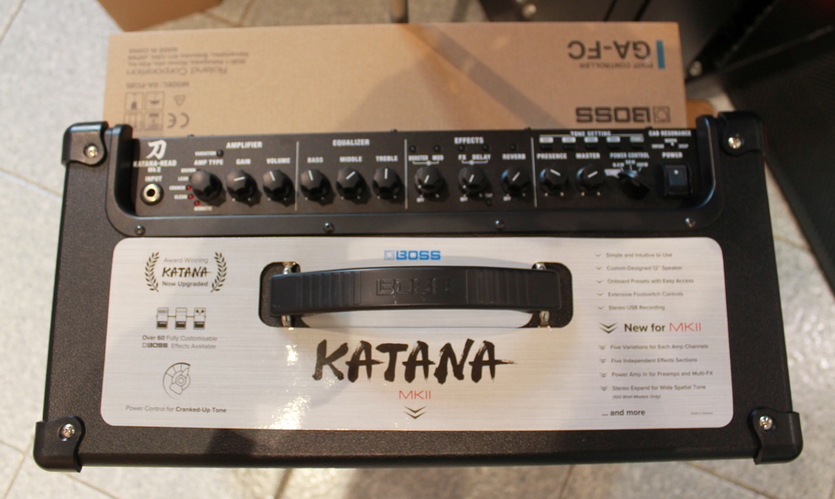 Boss Katana Head MKII + GA-FC USATO cod. 35924 - immagine 4