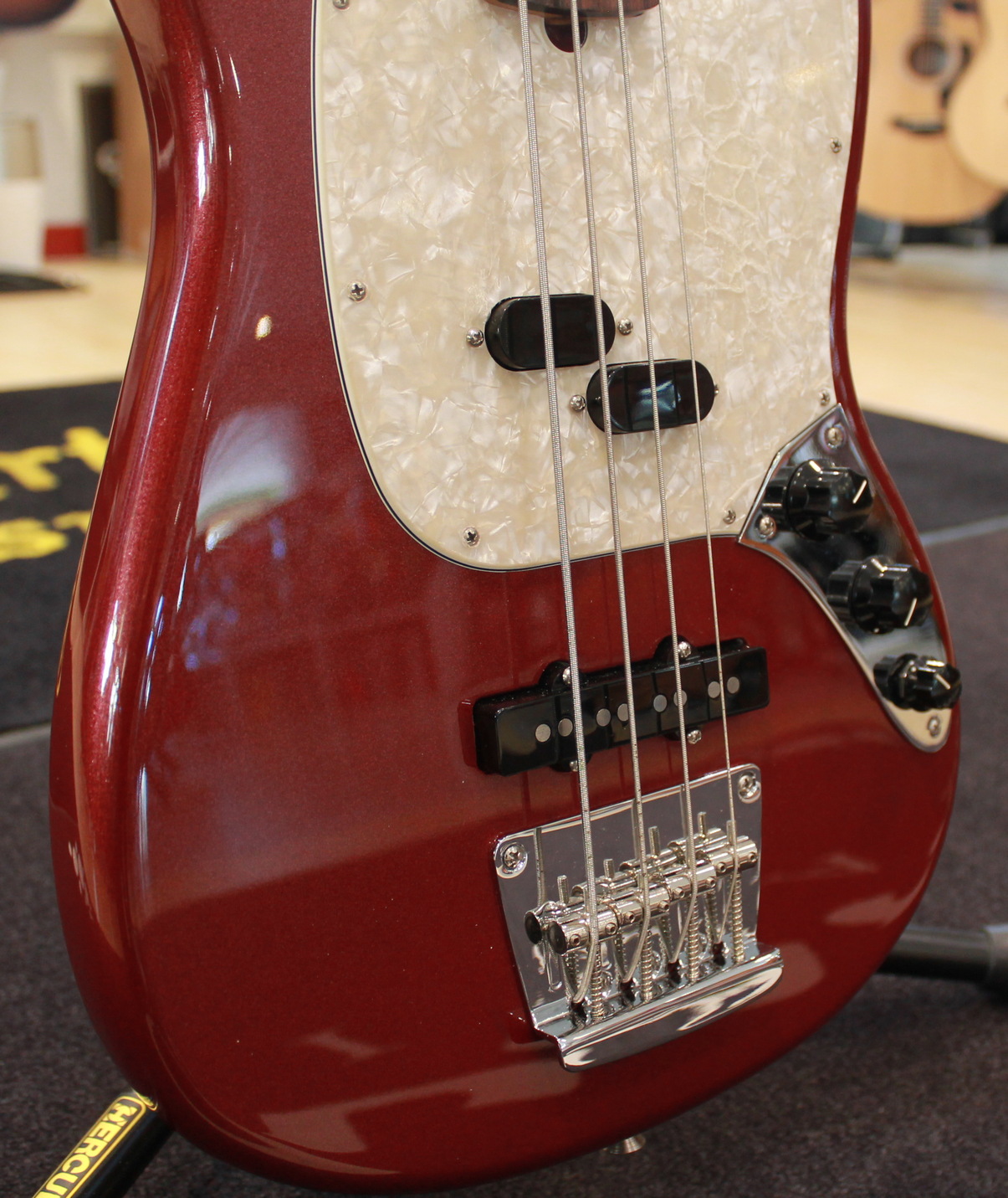 Fender American Performer Mustang Bass USATO cod. 35424 - immagine 3