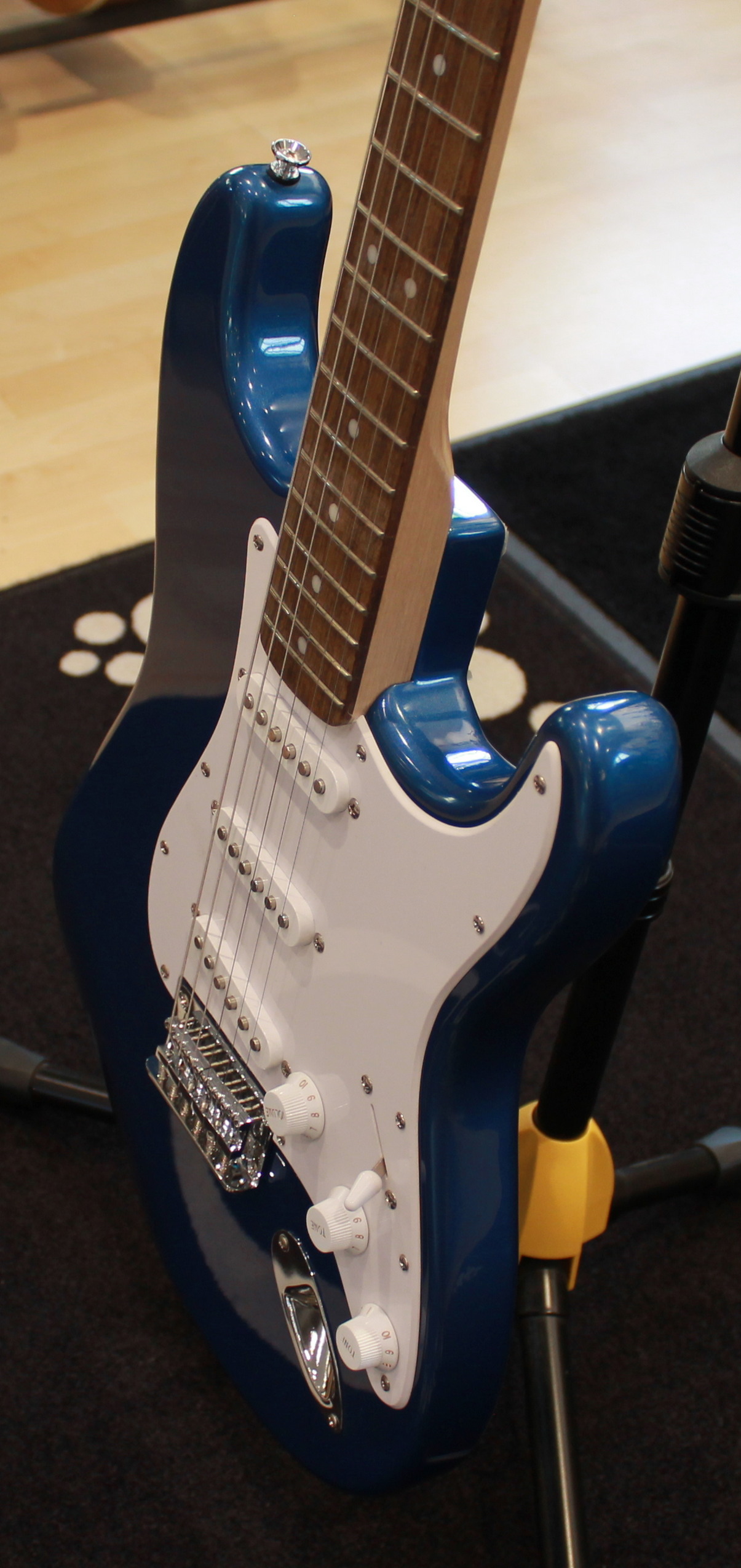 Squier Bullet Stratocaster HT LPB USATO cod. 38024 - immagine 4