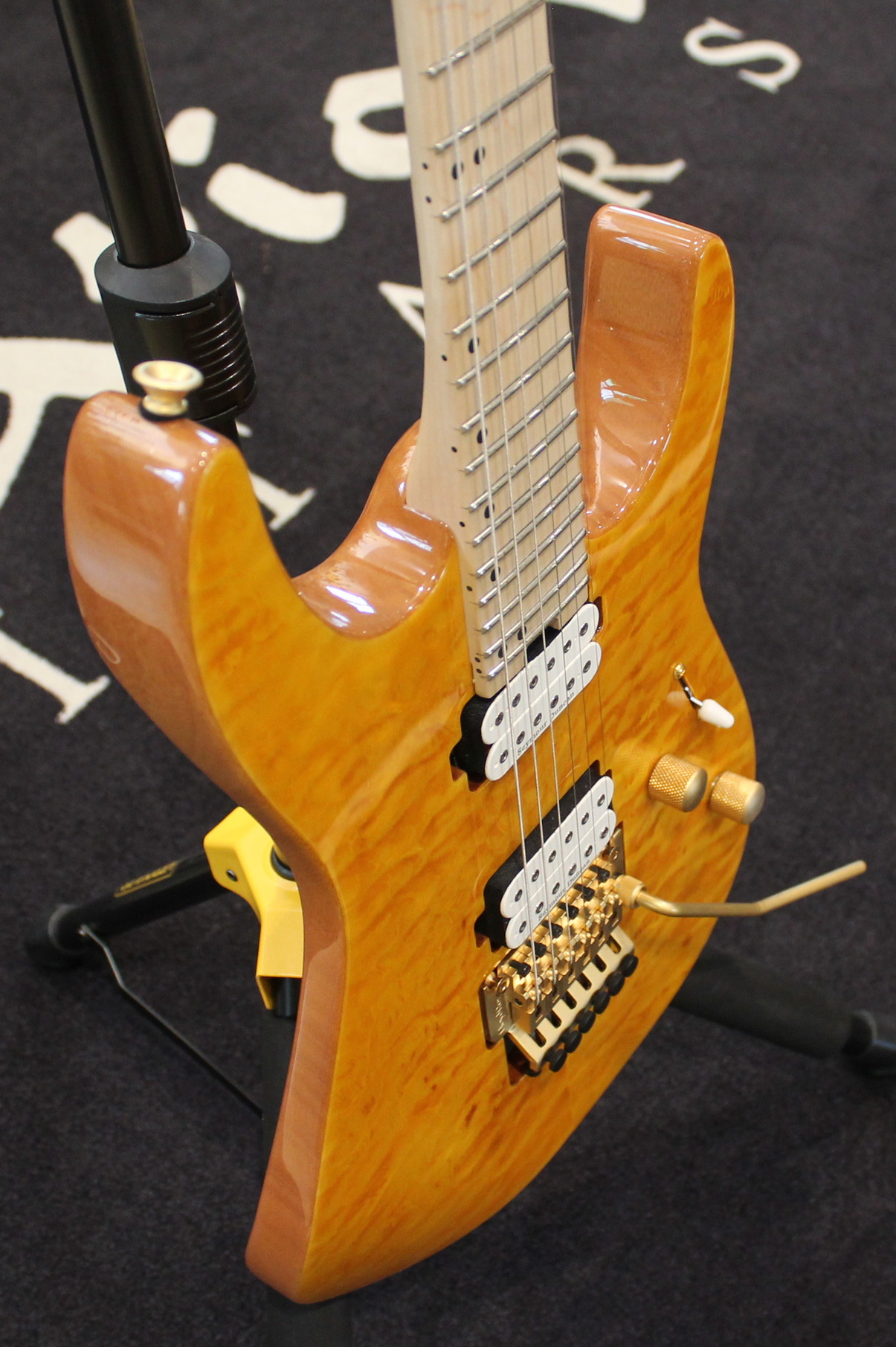 Charvel Pro Mod DK24 HH FR Dark Amber EX DEMO cod. 51424 - immagine 2