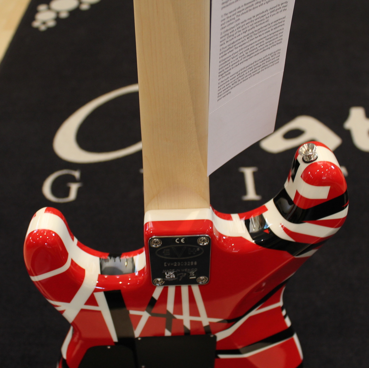 EVH Striped Series Red EX DEMO cod. 66624 - immagine 11