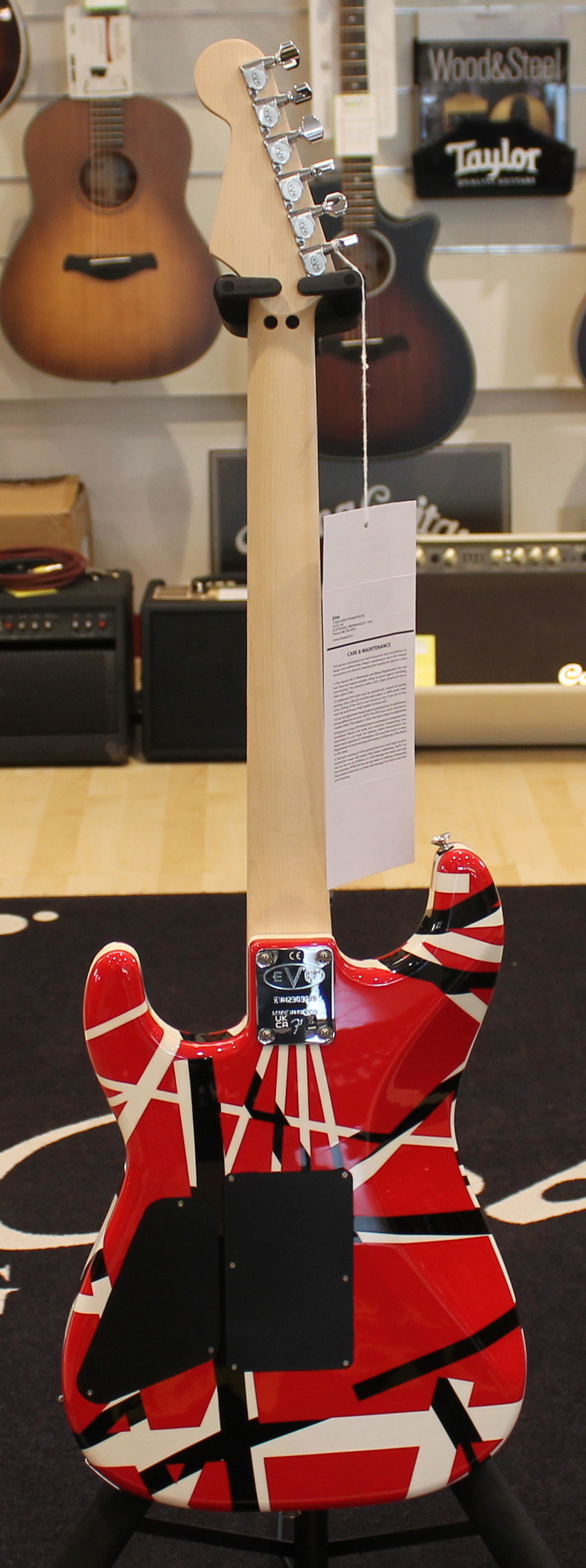 EVH Striped Series Red EX DEMO cod. 66624 - immagine 8