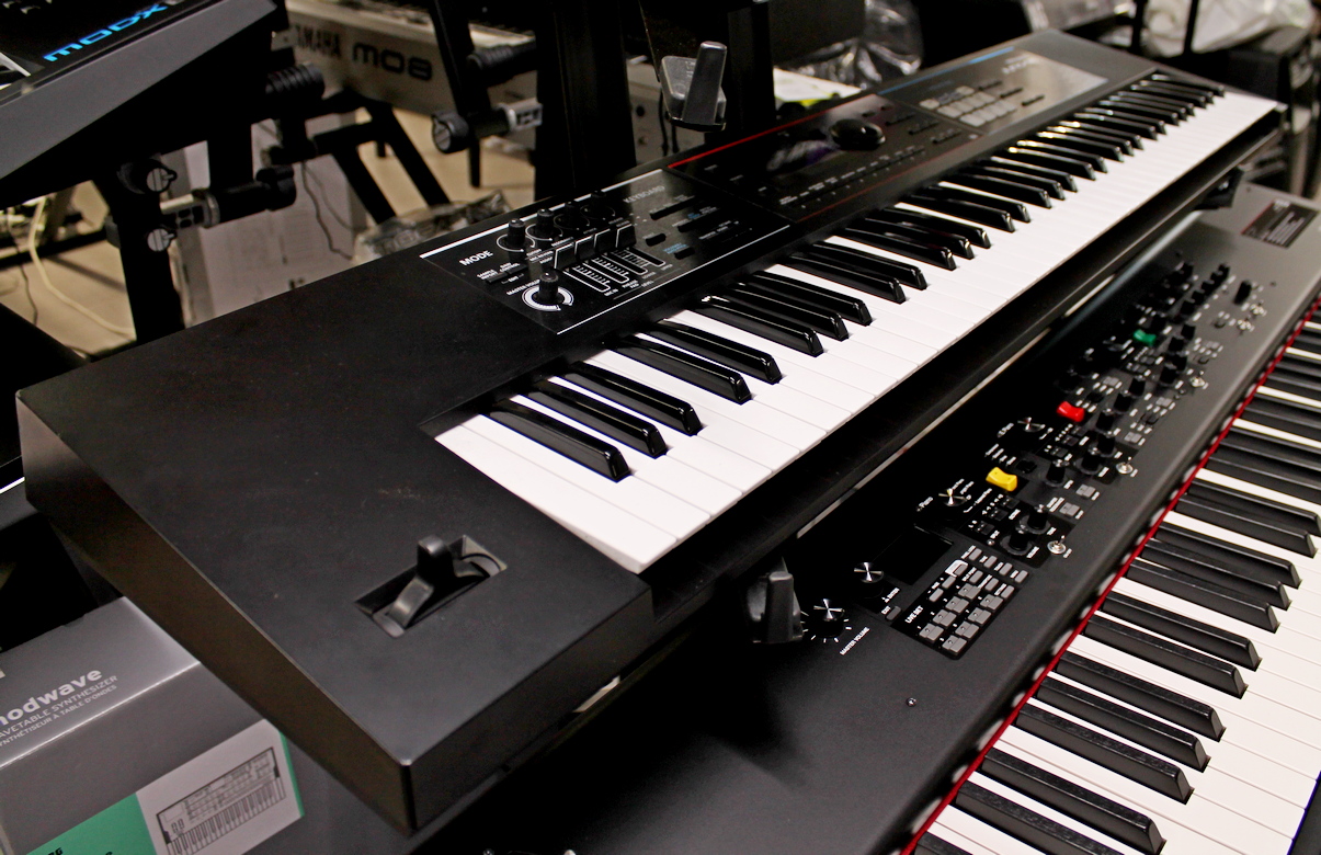 Roland Juno-DS 76 USATO cod. 75724