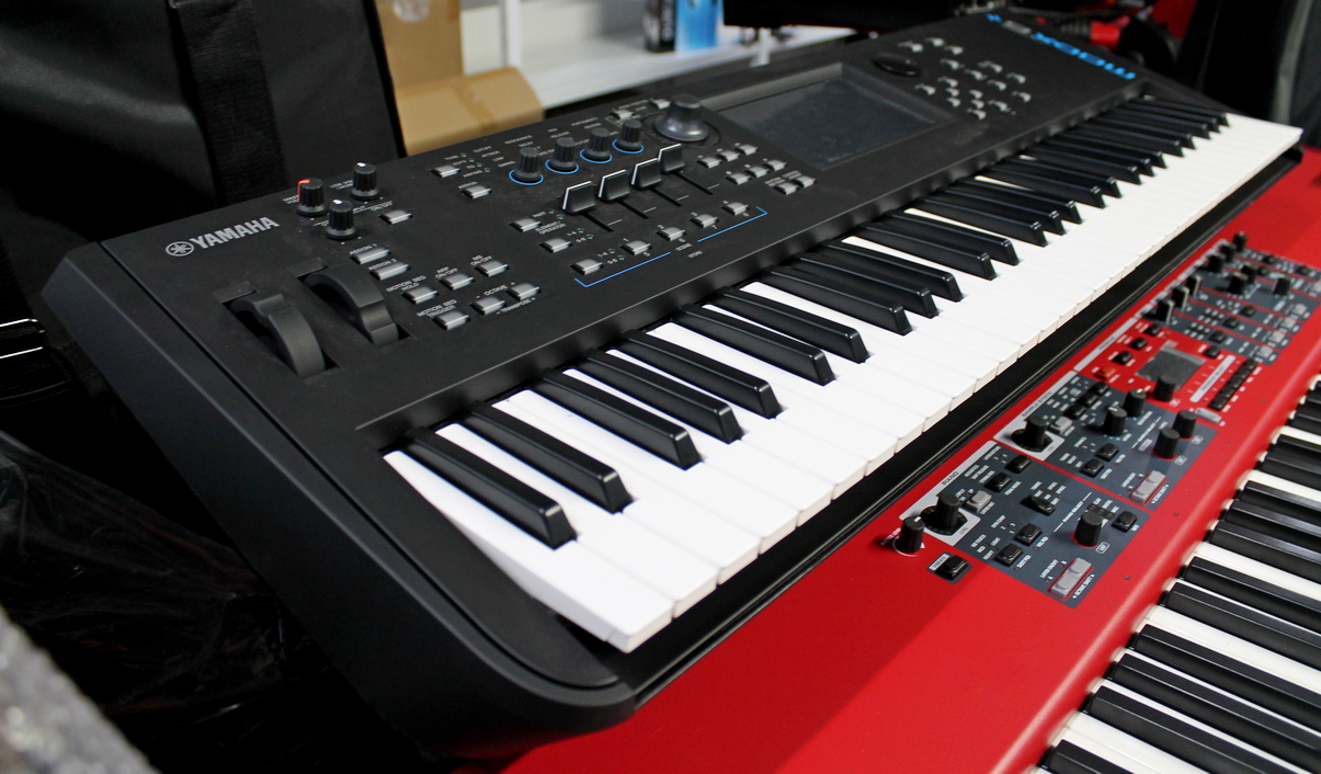 toysさん専用　Yamaha MODX6+ 保証期間中 ヤマハ YAMAHA MODX6+ シンセサイザー(ヤマハ MODX+シリーズ