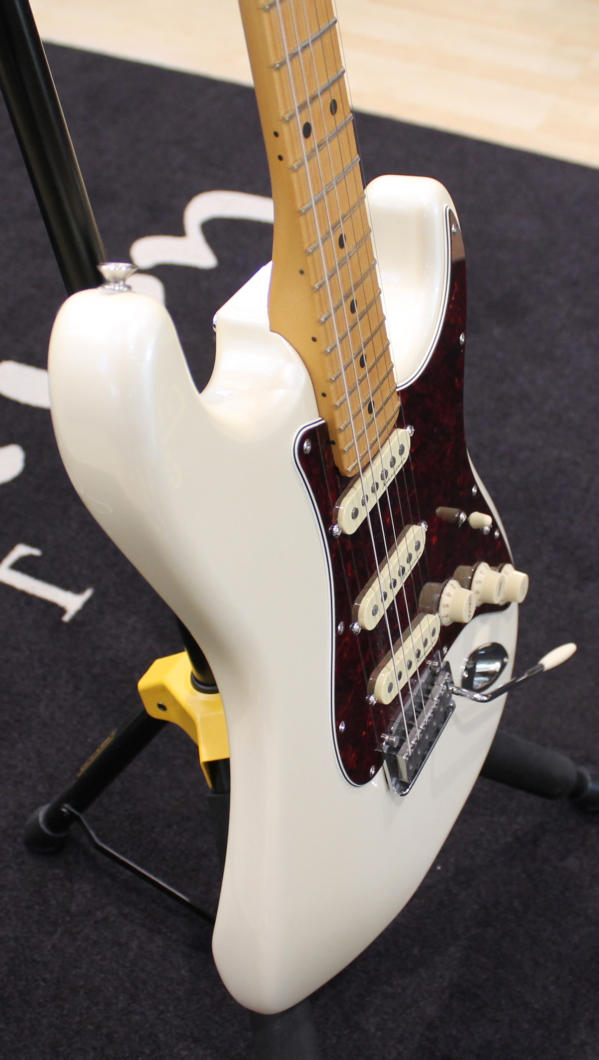 Fender Player Plus Stratocaster MN OP USATO cod. 92924 < Lenzotti 