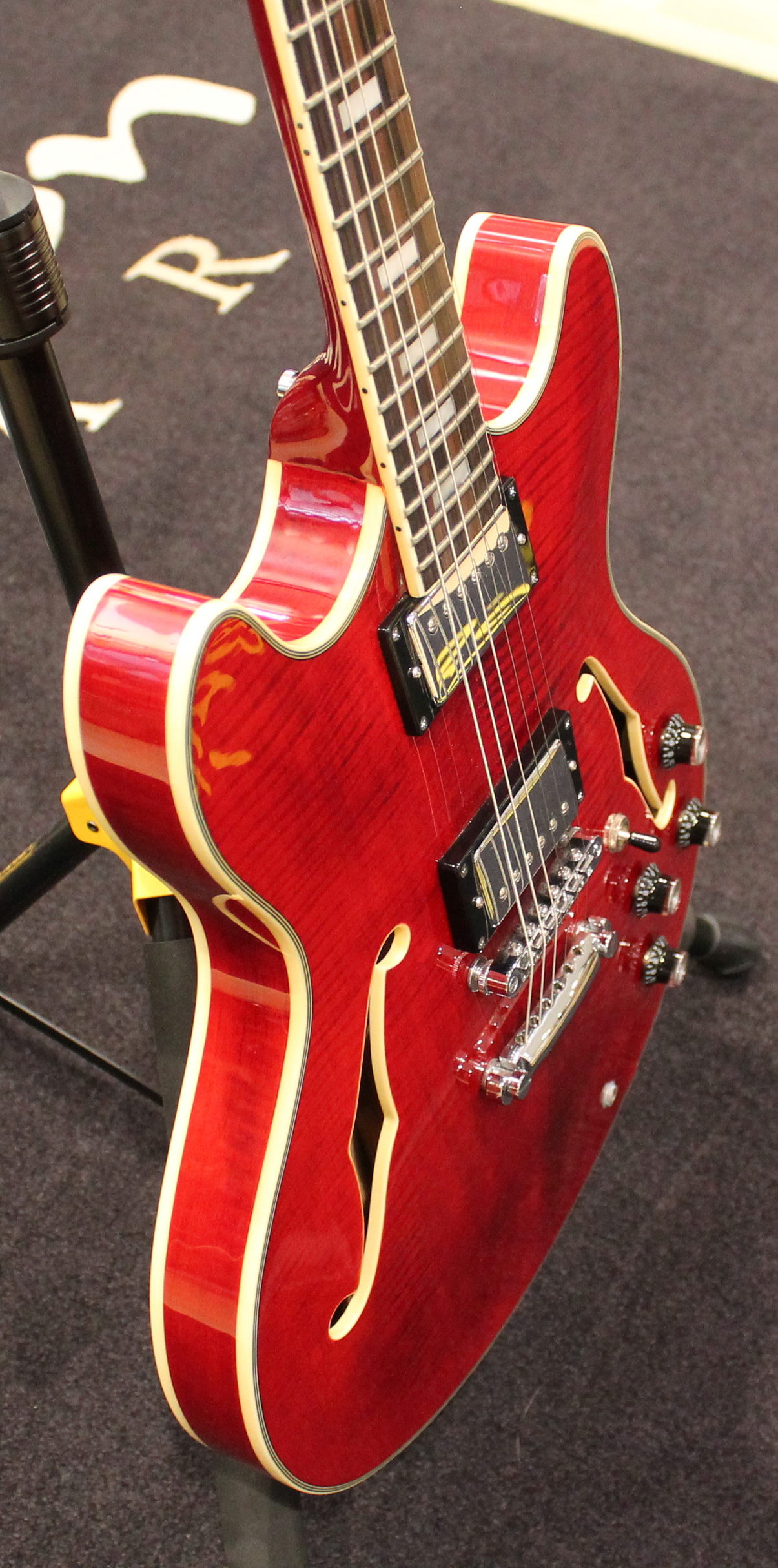 Sire Larry Carlton H7 USATO cod. 98024 - immagine 2