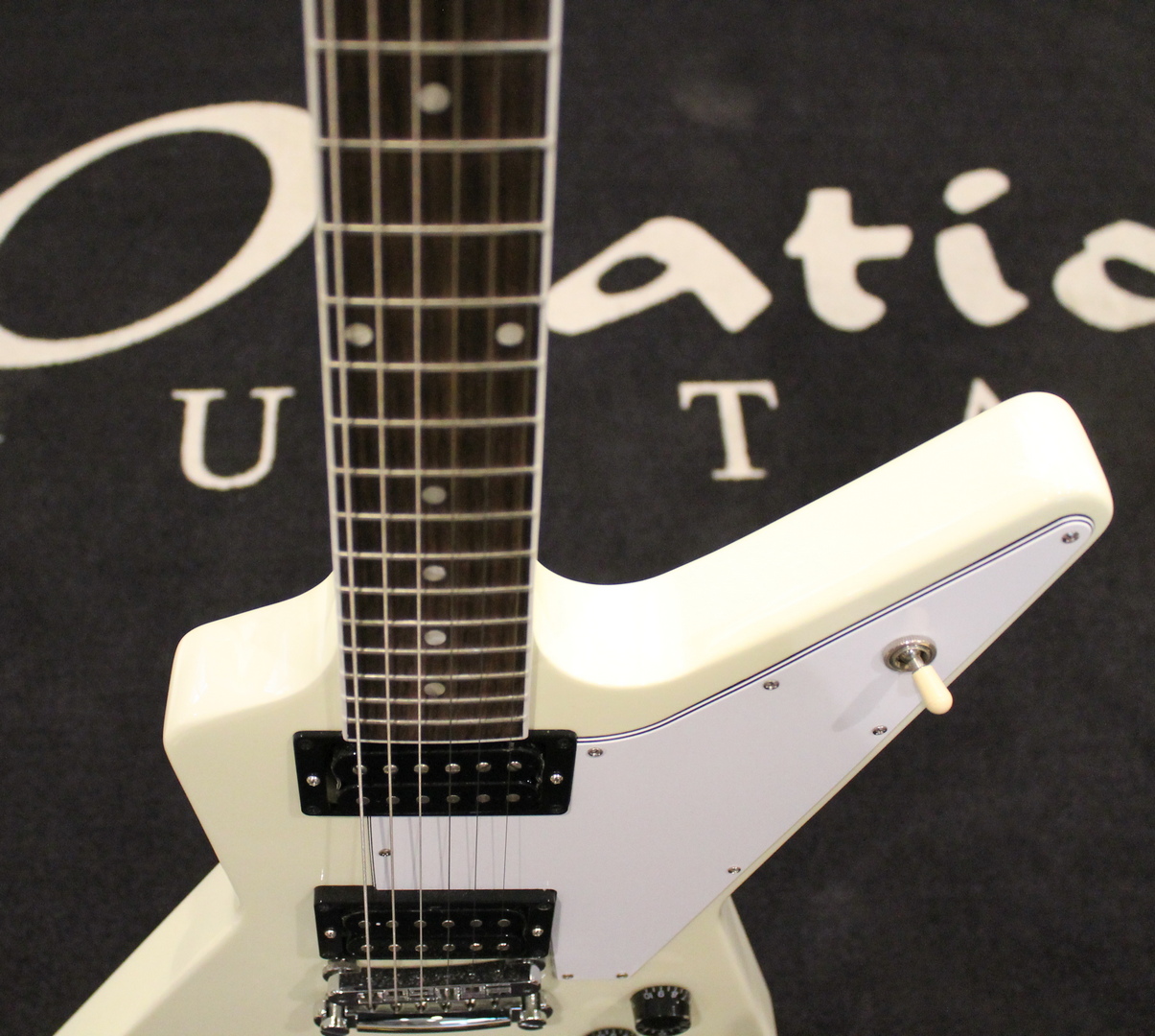Gibson Explorer '70s Classic White USATO cod.10725 - immagine 4