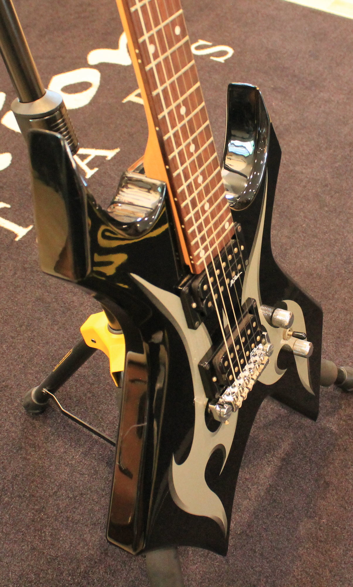 B.C. Rich Warlock USATO cod. 37225 - immagine 2