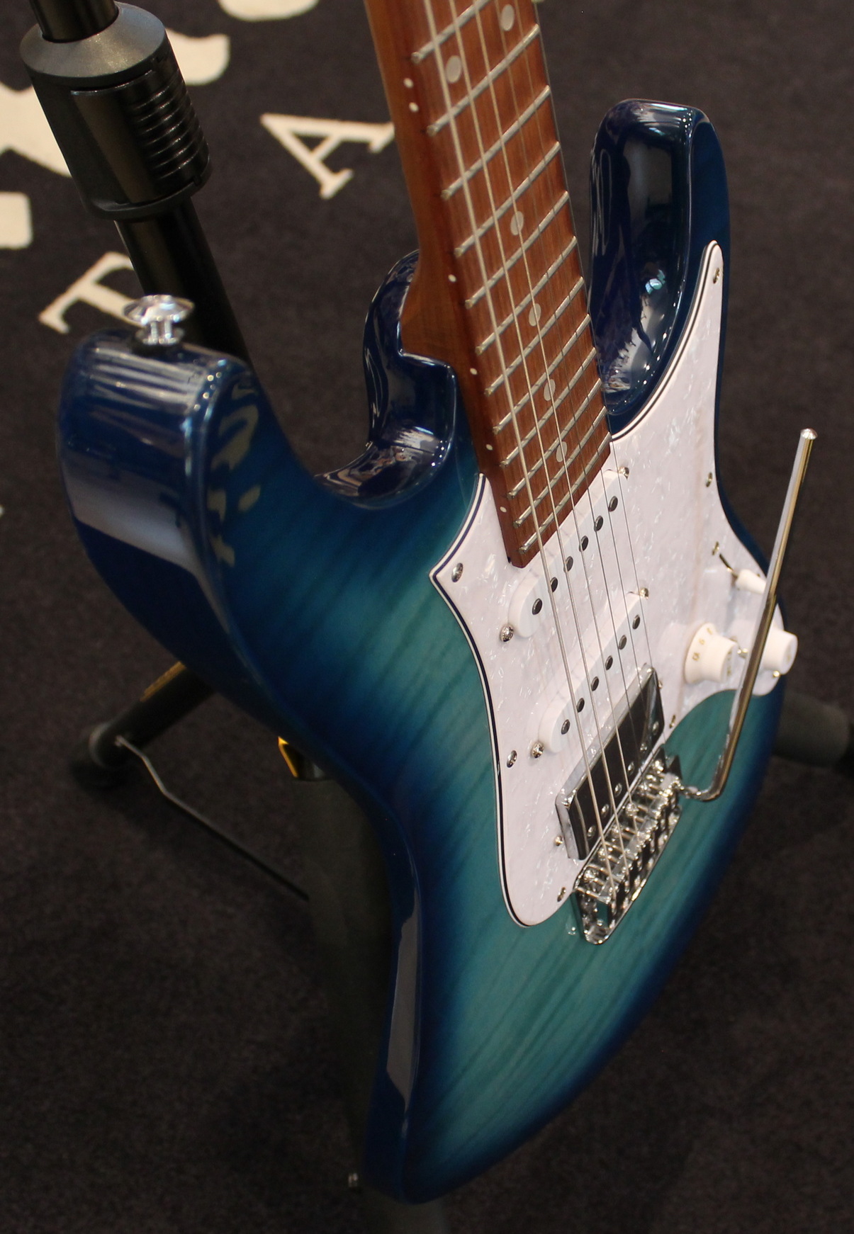 Ibanez AZ22S1F USATO cod. 38325 - immagine 2
