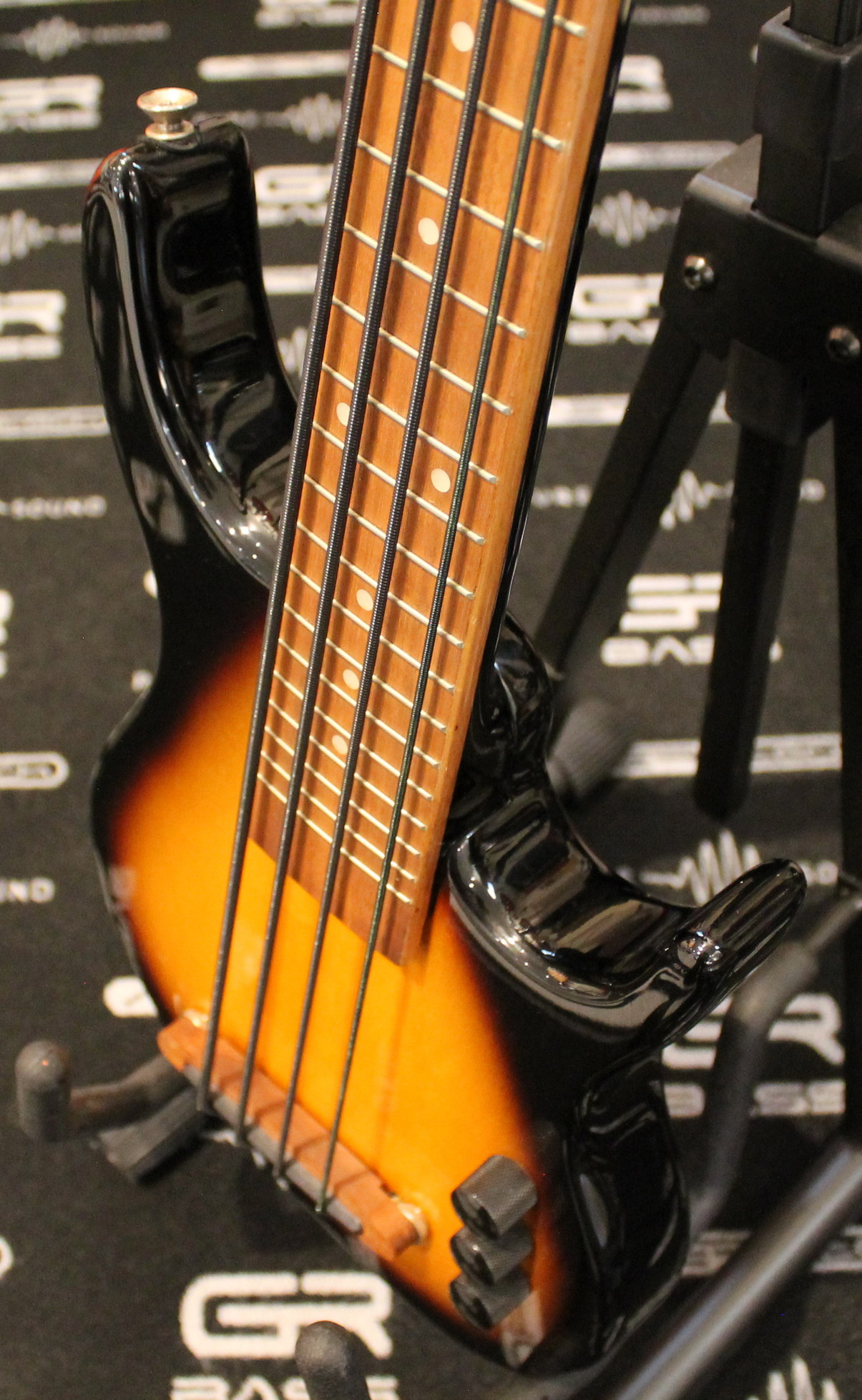 Kala U-Bass USATO cod. 38025 - immagine 3