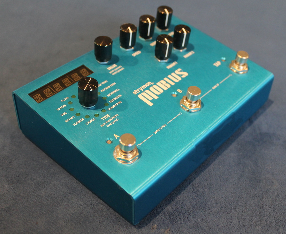 Strymon Mobius USATO cod. 34325 < Lenzotti Strumenti Musicali