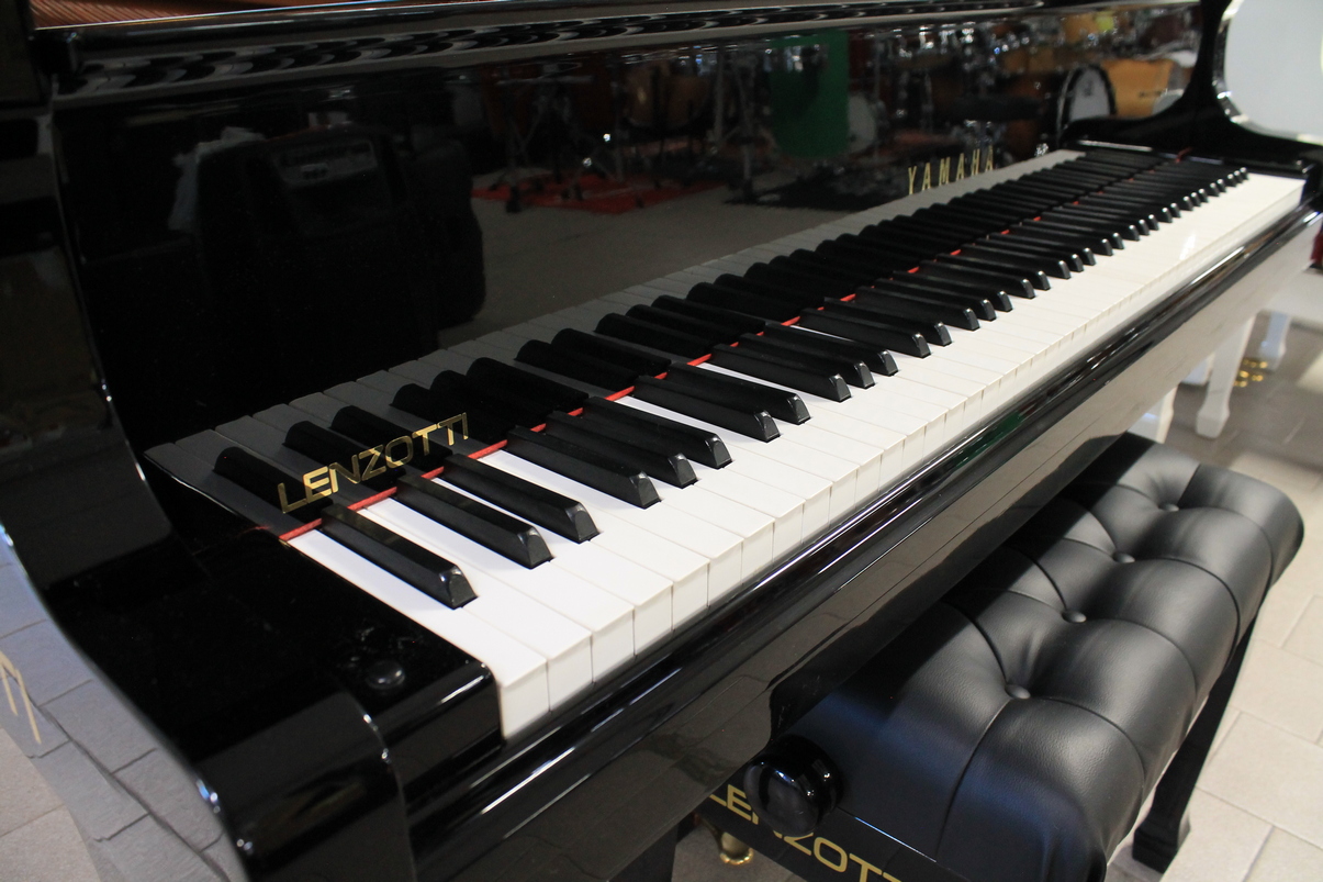 Yamaha C3 Pianoforte Mezzacoda Ricondizionato - immagine 4