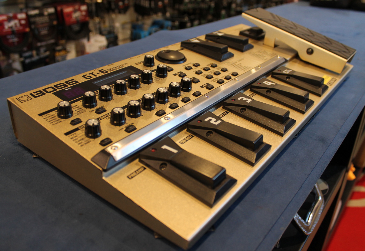 Boss GT-6 USATO cod. 44825 - immagine 2